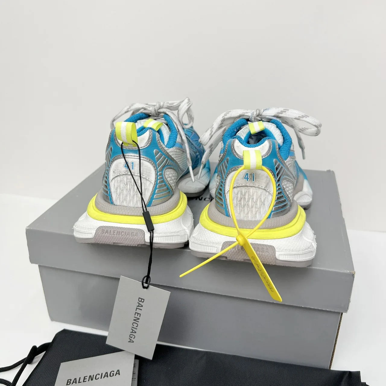 Кроссовки Женские Balenciaga 6062653