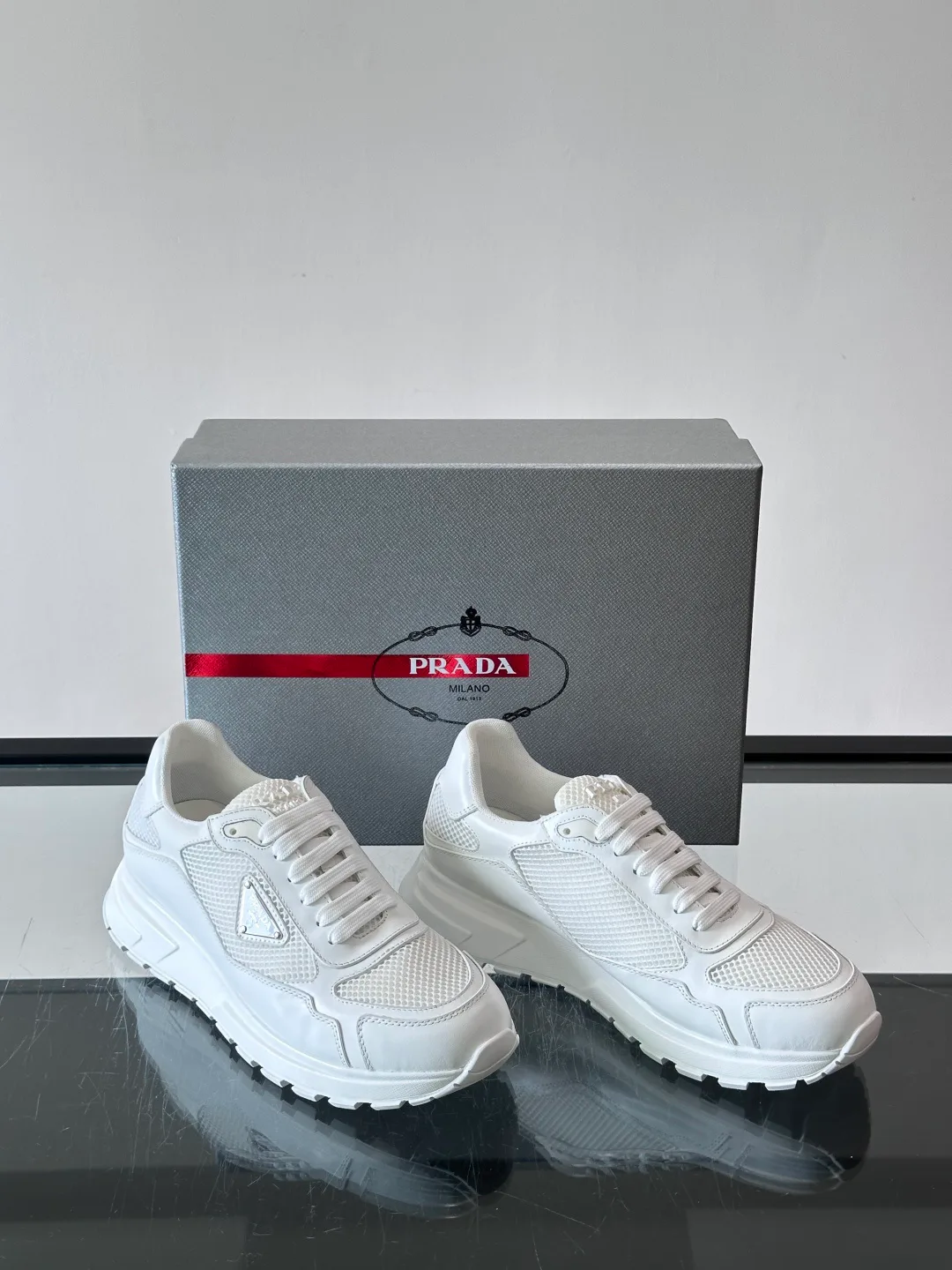 Кроссовки Мужские Prada 18872007