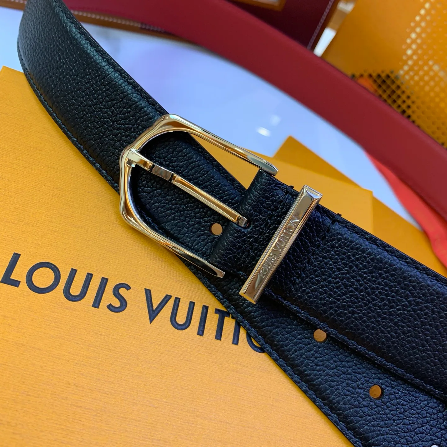 Ремни Louis Vuitton 17682164