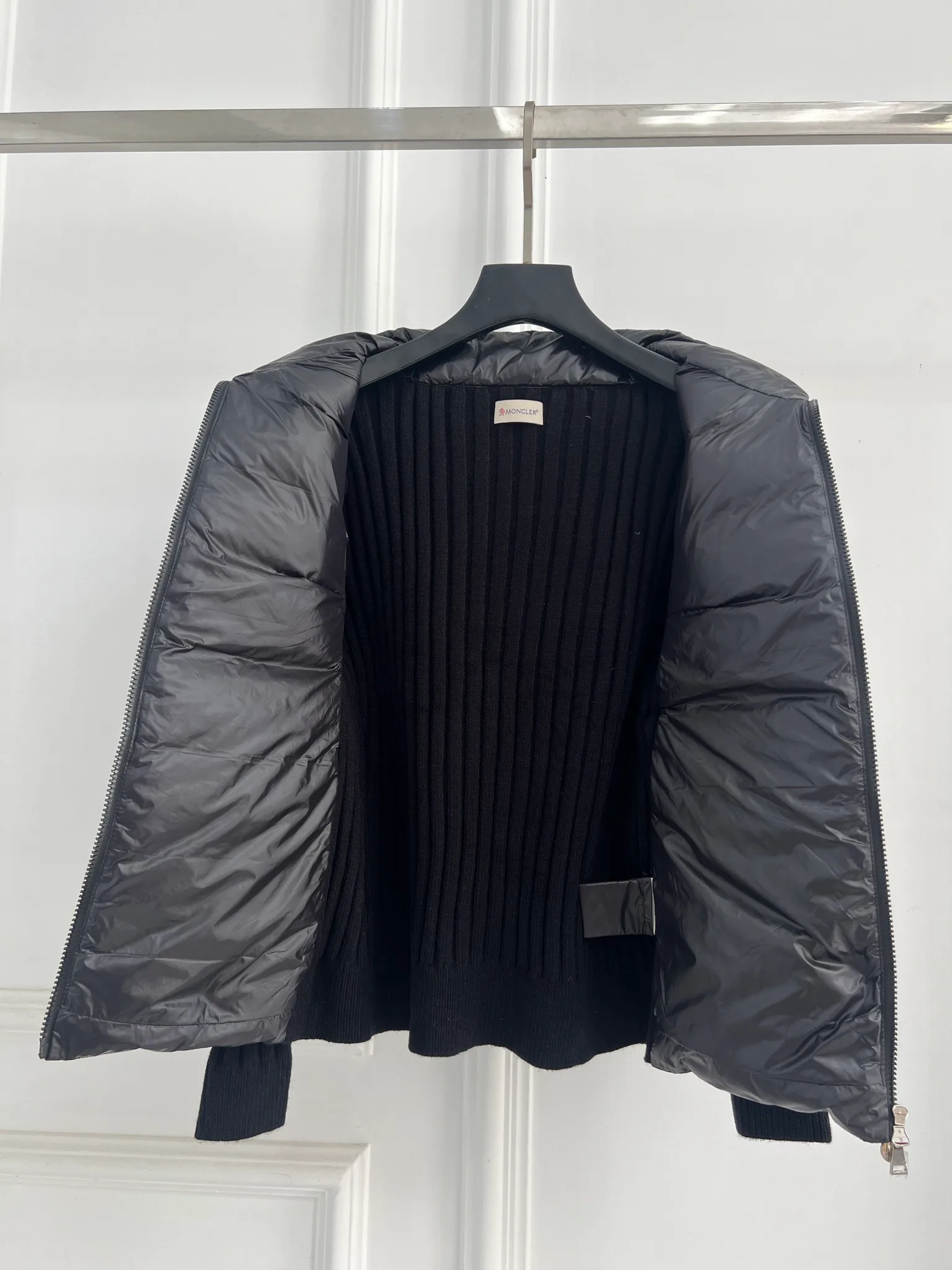 Куртки И Пуховики Женские Moncler 18416277