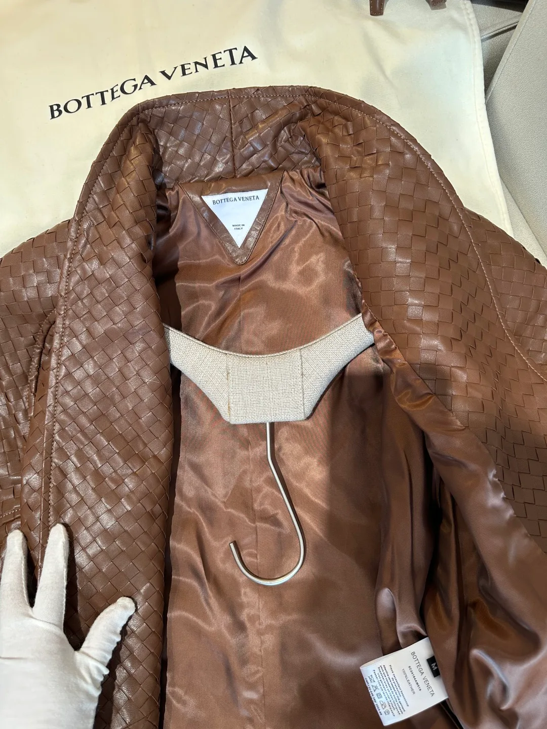 Кожаные Куртки И Дублёнки Женские Bottega Veneta 18485365