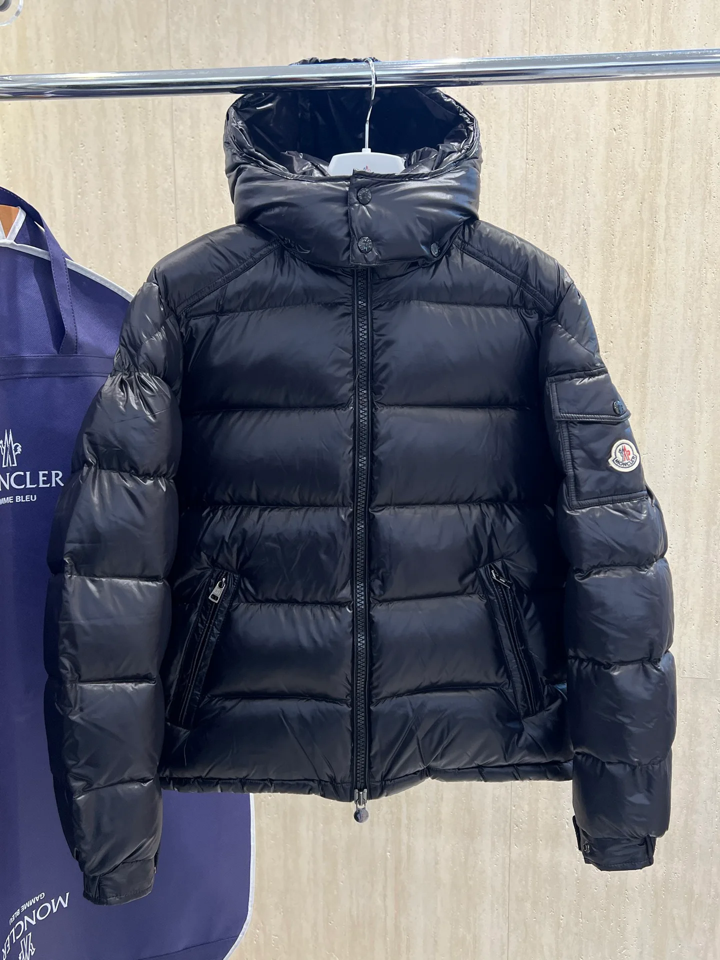 Куртки И Пуховики Женские Moncler 18723403