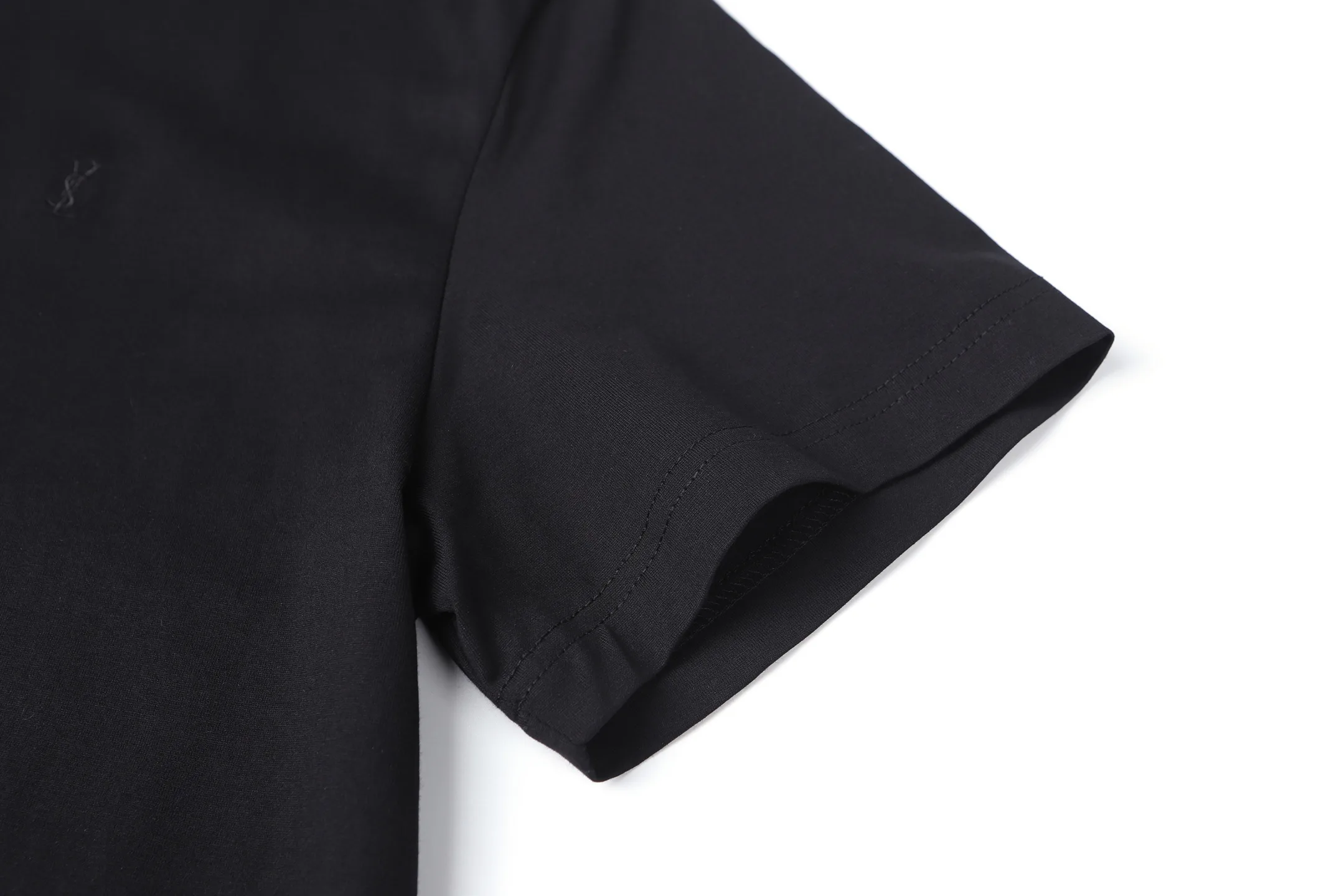 Футболки Женские Saint Laurent 11179684