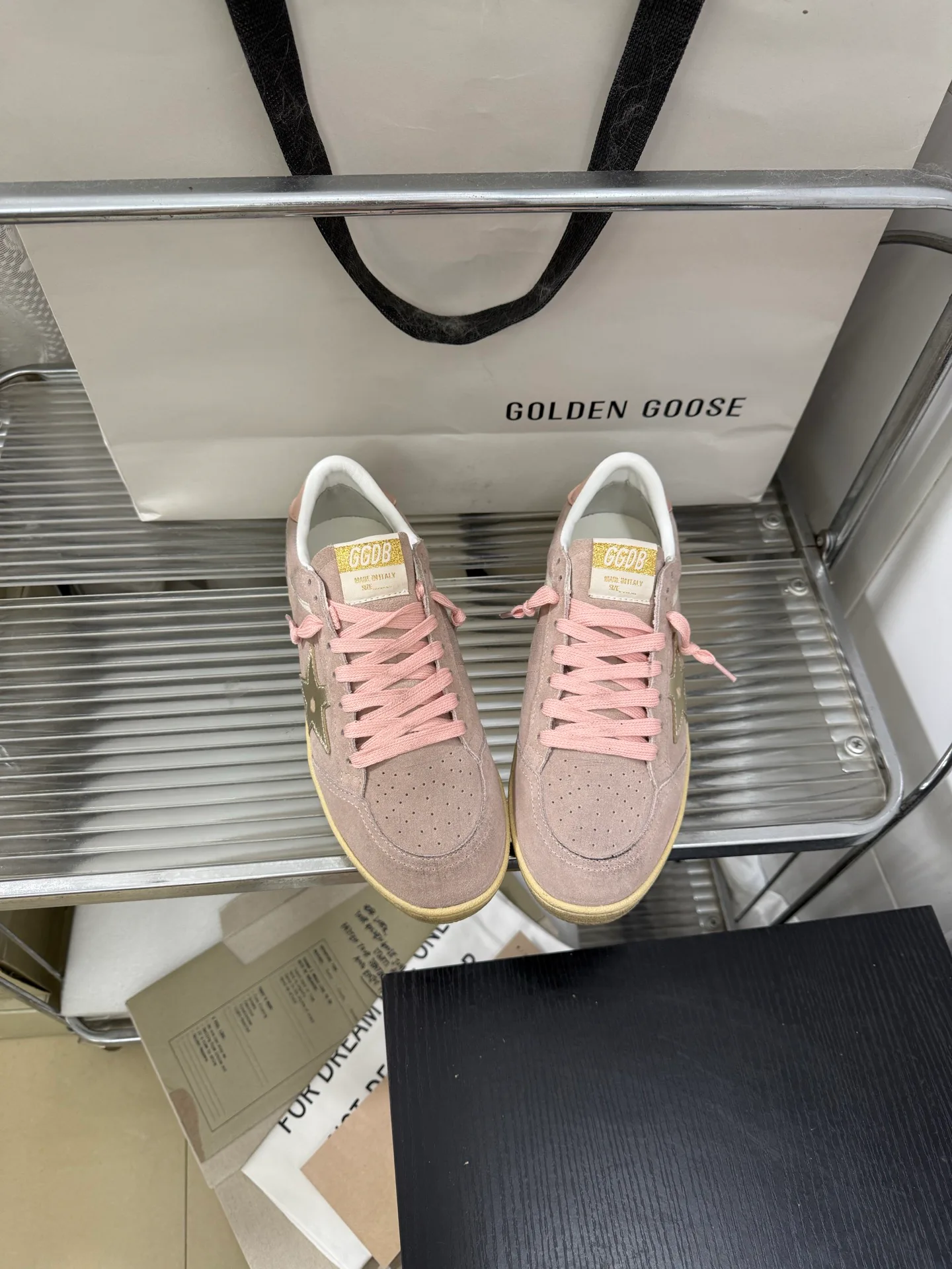 Кроссовки Женские Golden Goose 18211935