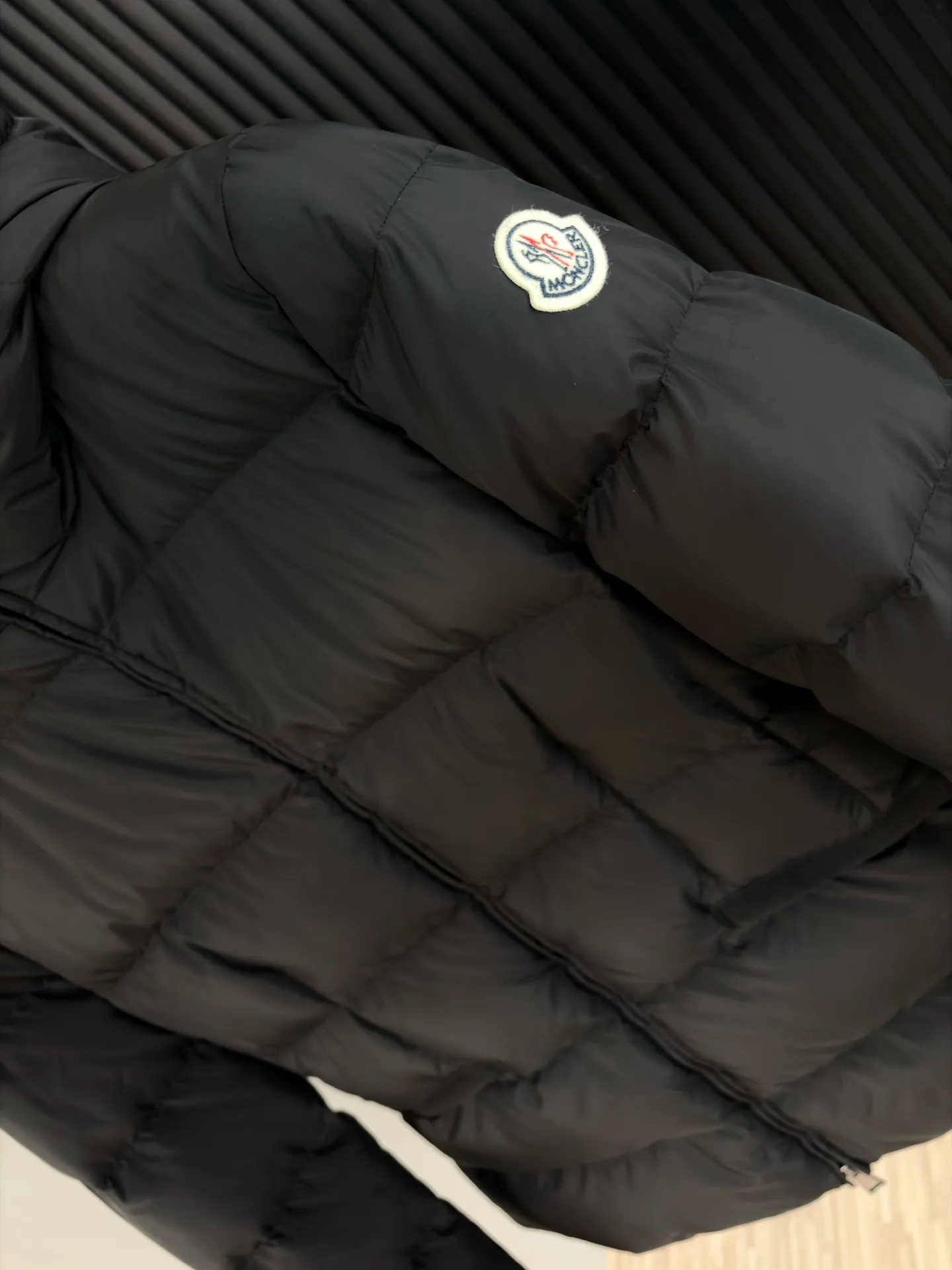 Куртки И Пуховики Женские Moncler 18188678