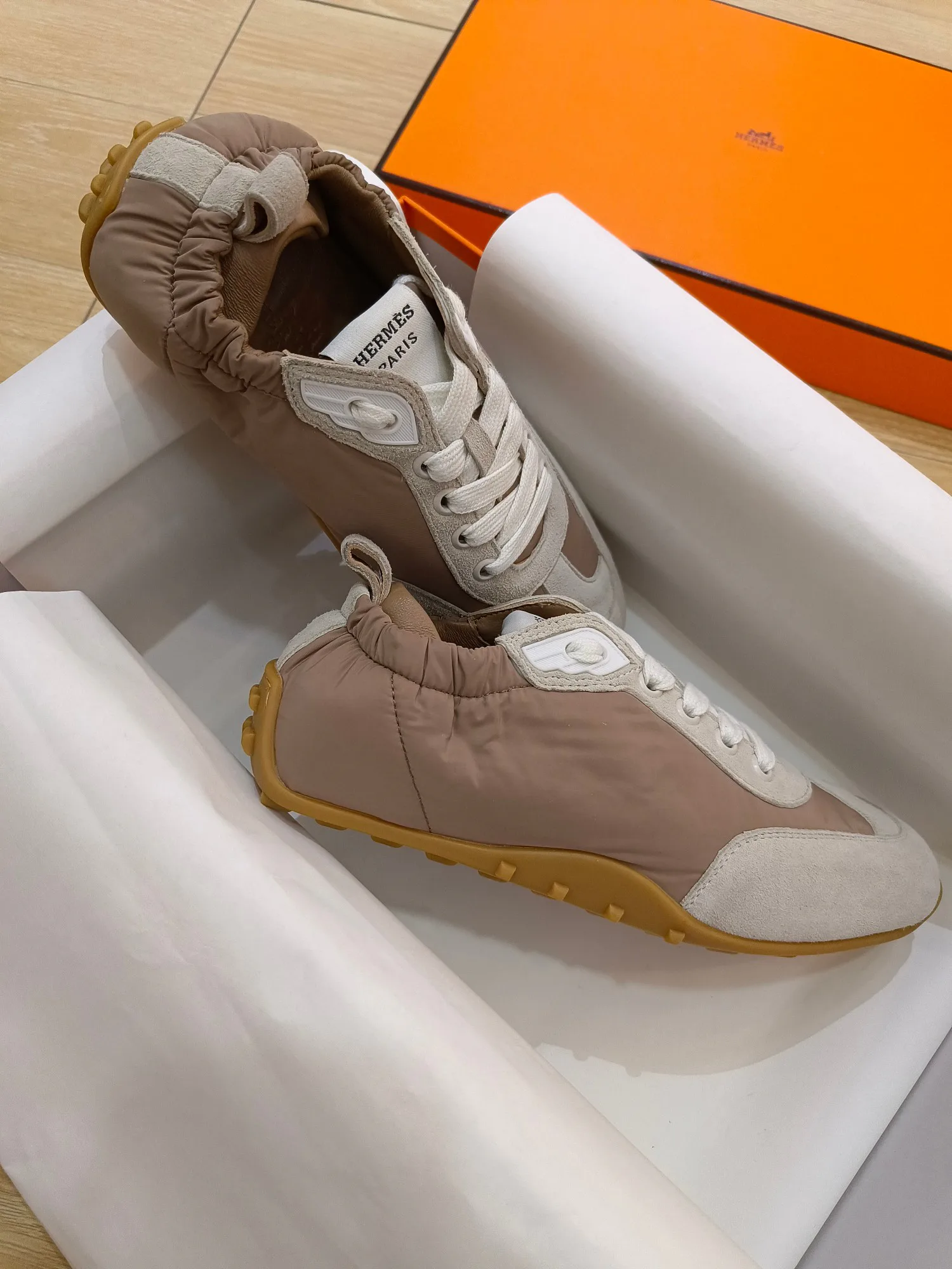 Кроссовки Женские Hermes 1285107