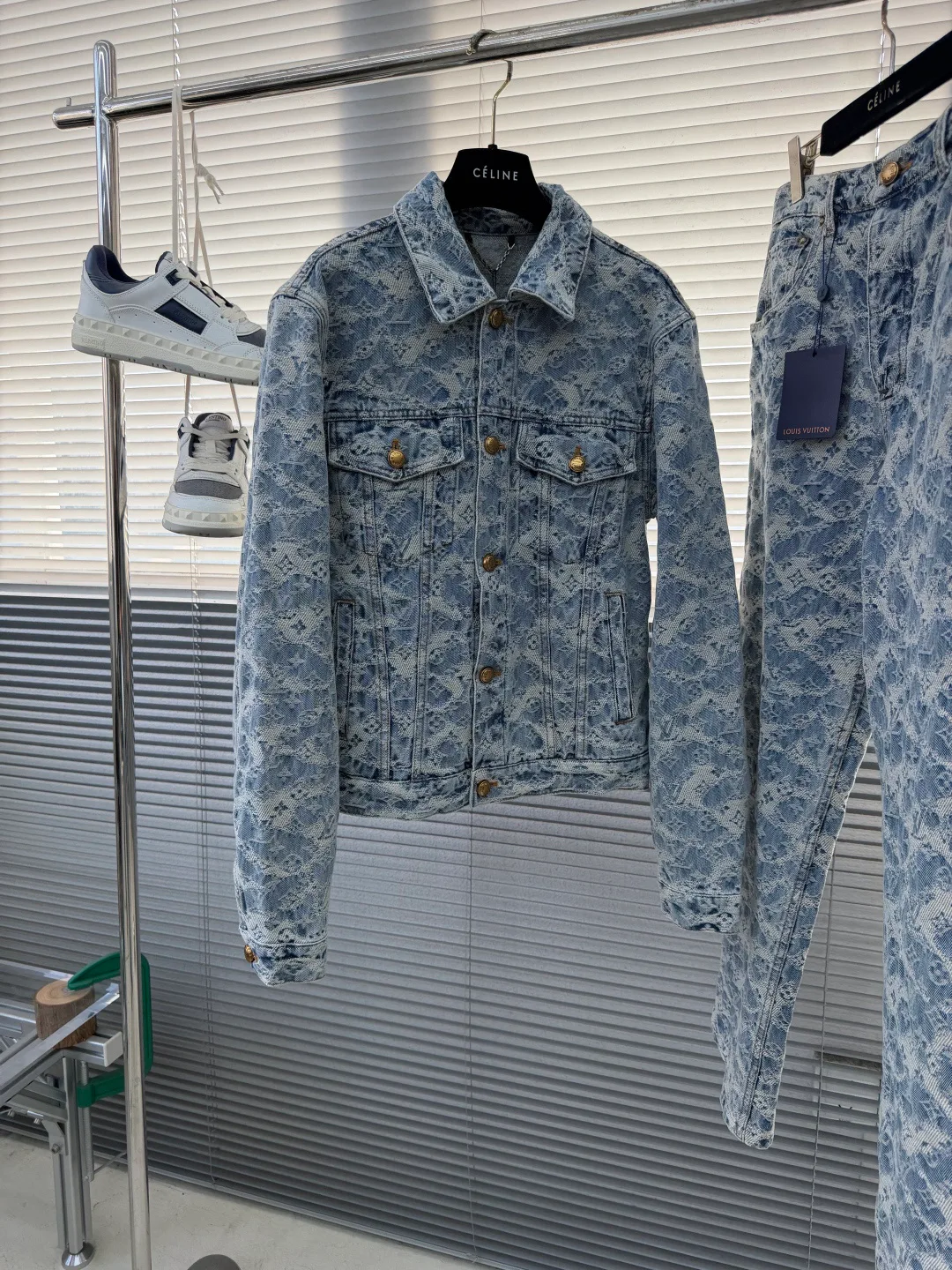 Брюки Мужские Louis Vuitton 10895523