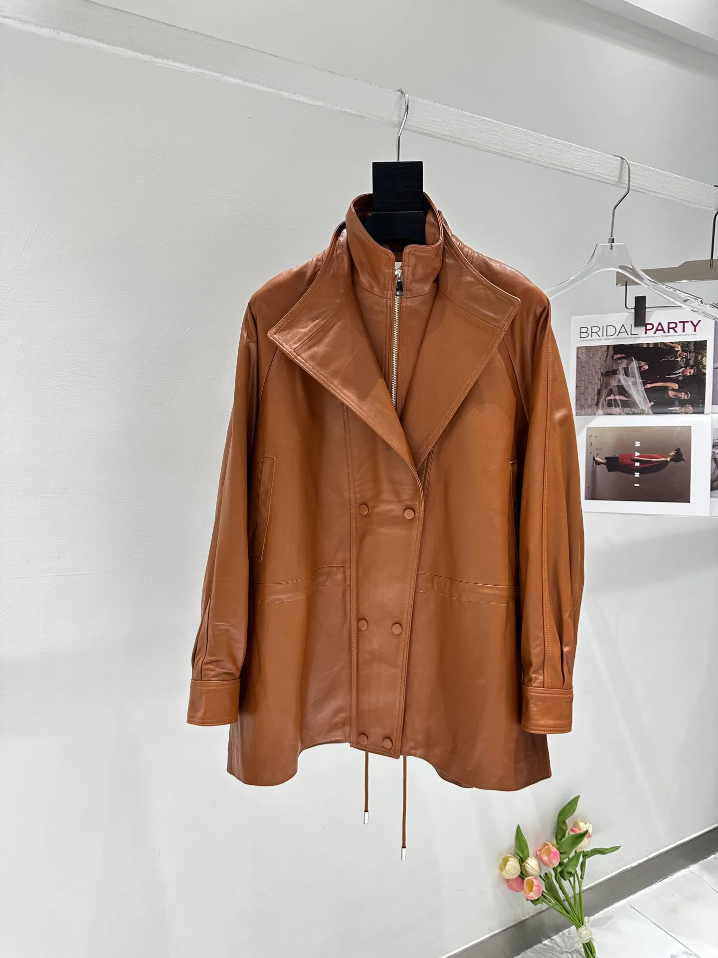 Кожаные Куртки И Дублёнки Женские Saint Laurent 11598172