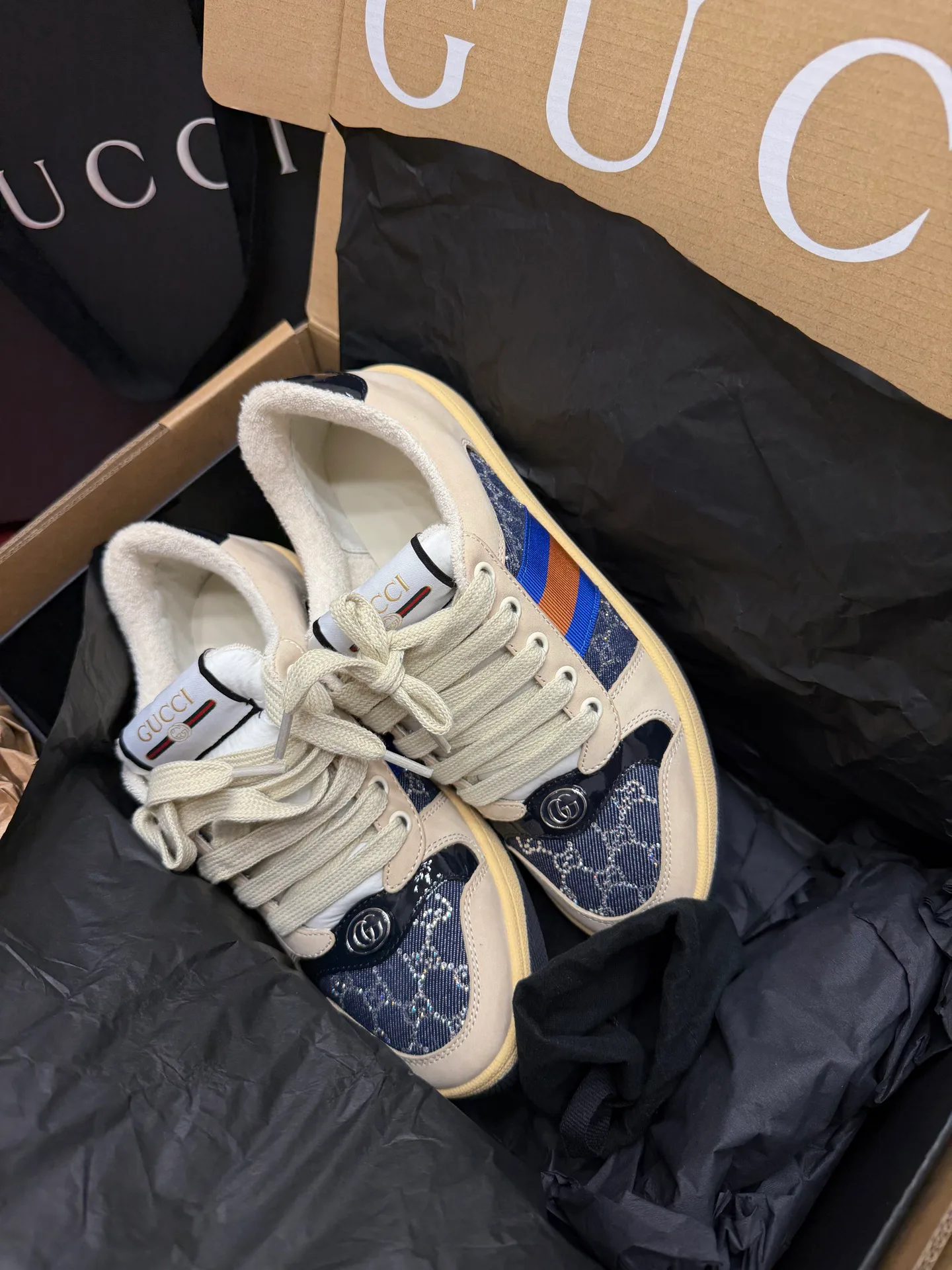 Кроссовки Женские Gucci 18995186