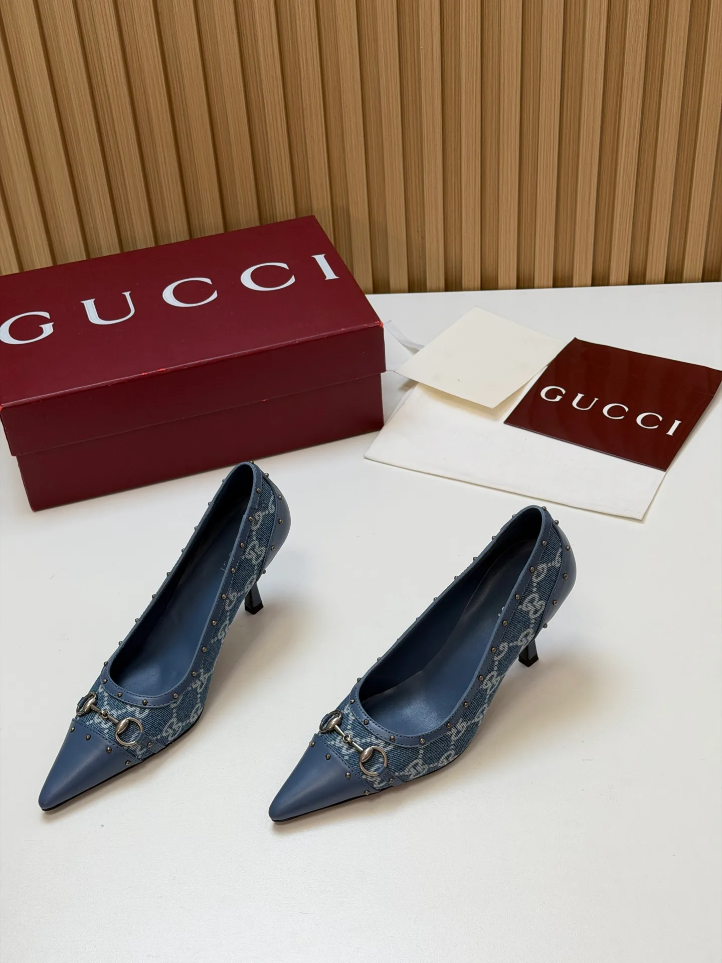 Туфли Женские Gucci 17631696