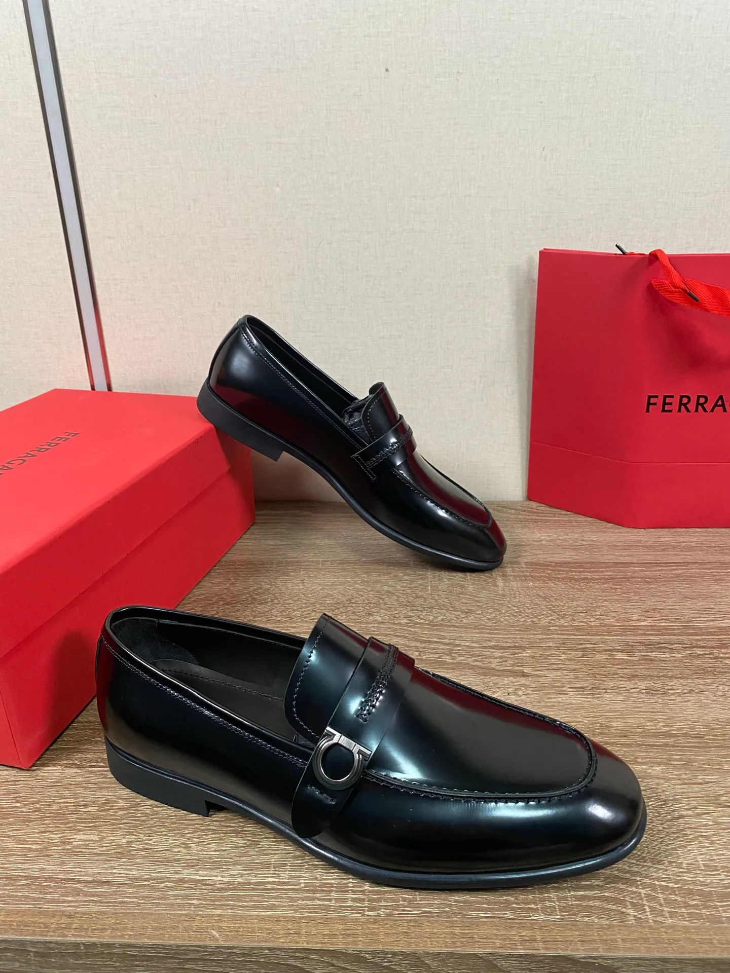 Лоферы И Туфли Мужские Salvatore Ferragamo 18078629