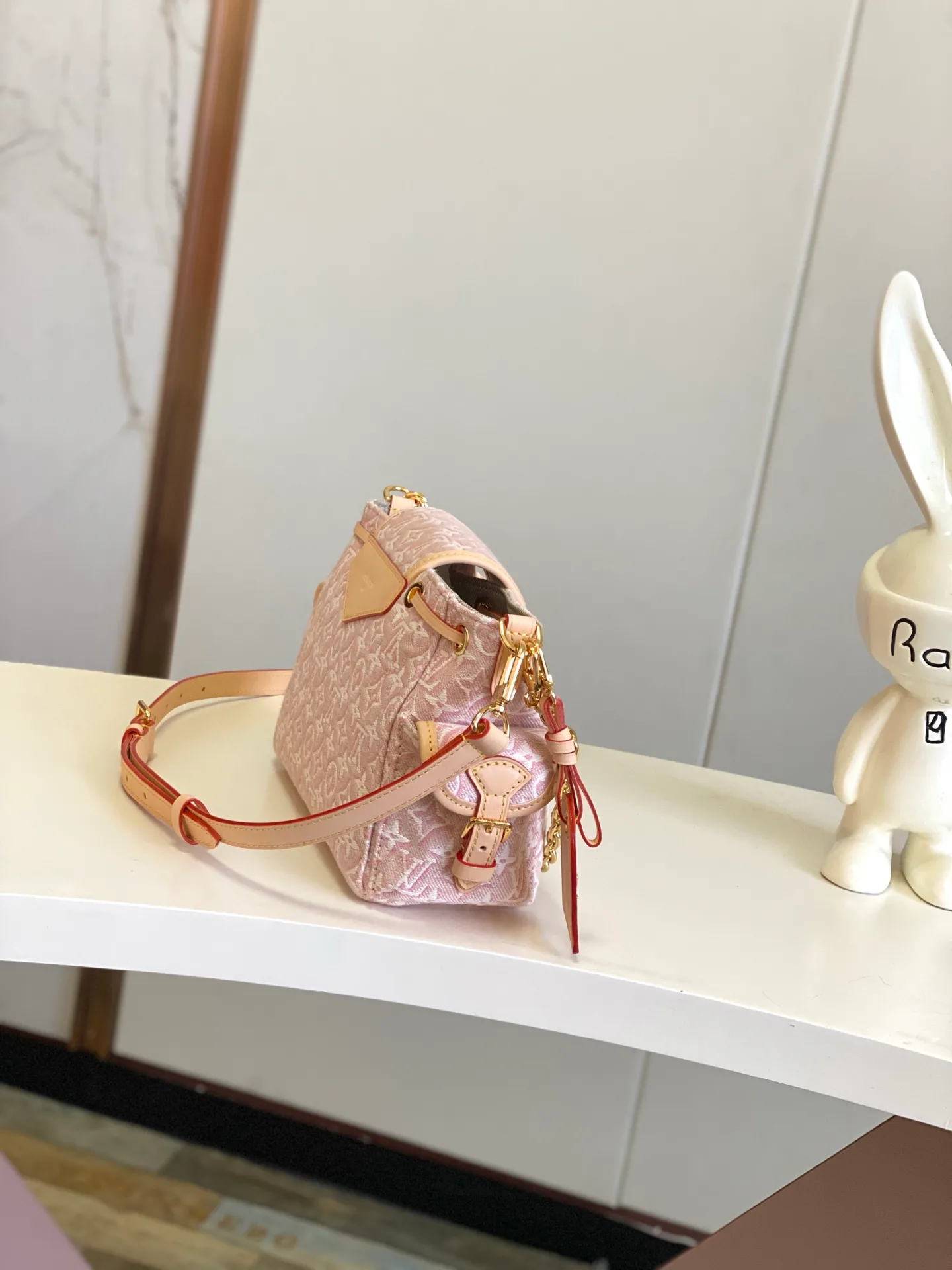 Классические Сумки Женские Louis Vuitton 18170465