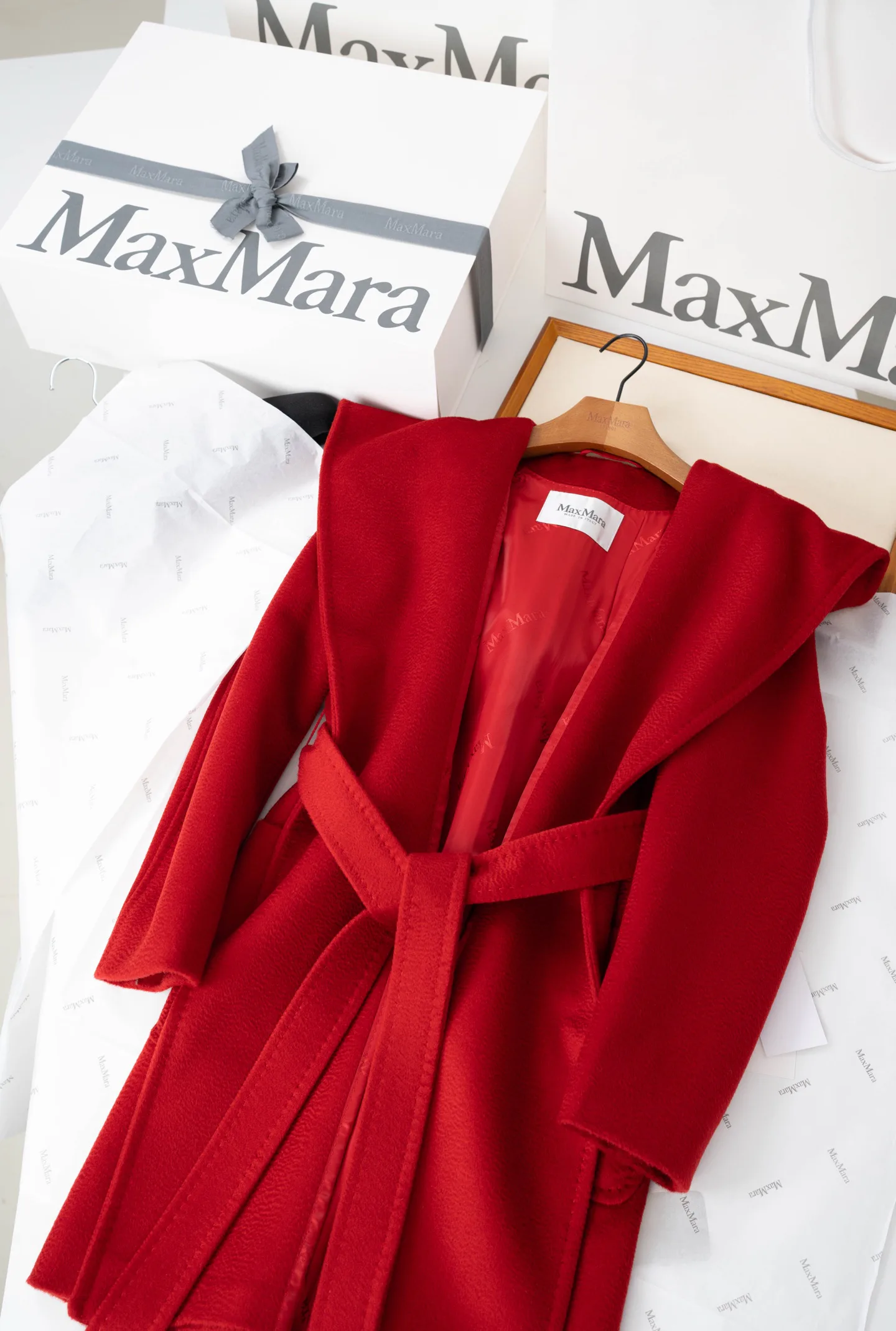 Пальто Женские Max Mara 18728506