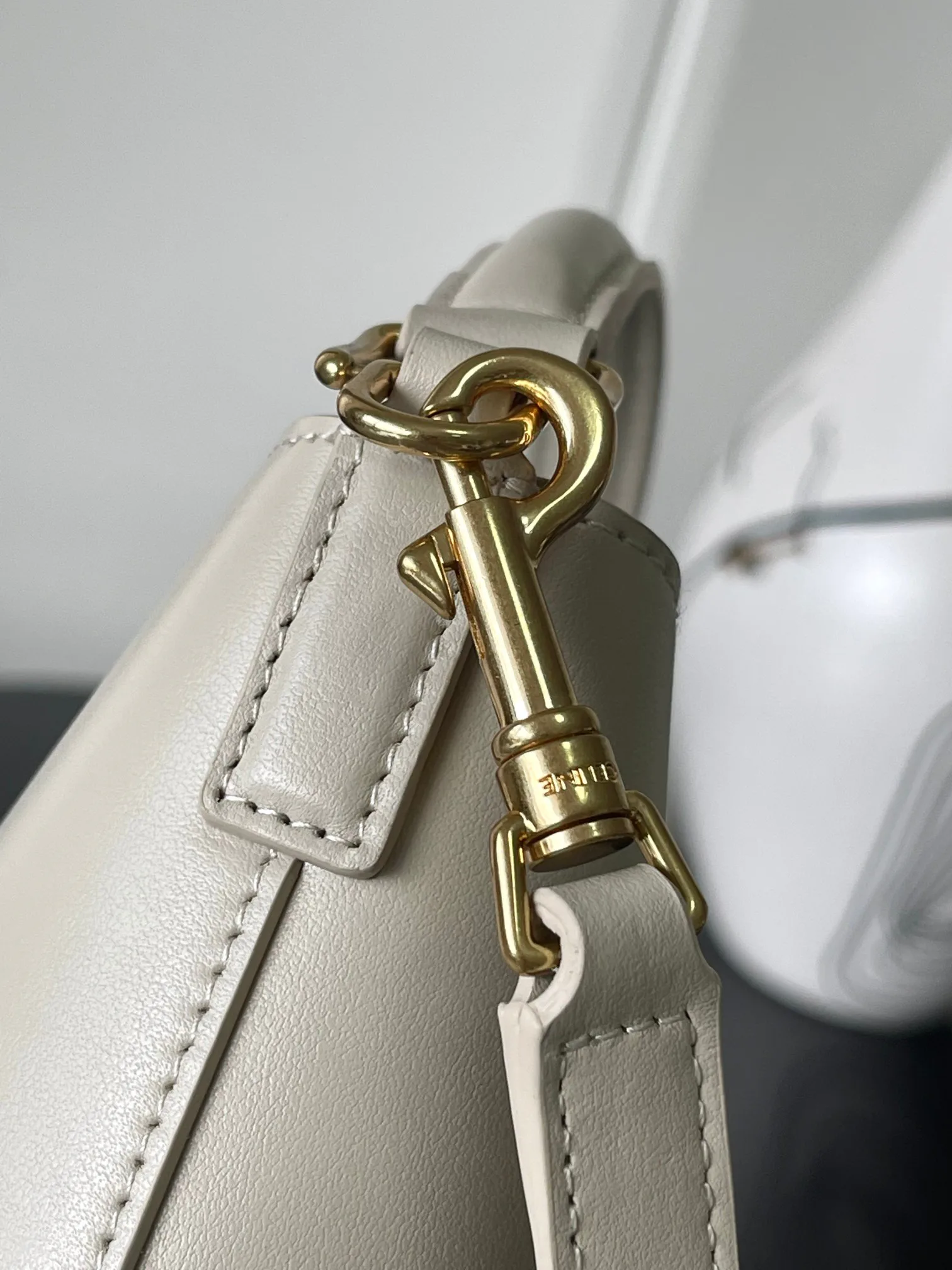 Сумки На Ремне Женские Celine 423814