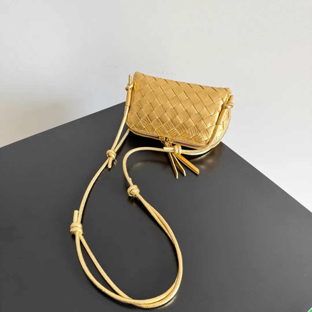 Сумки На Ремне Женские Bottega Veneta 11386899