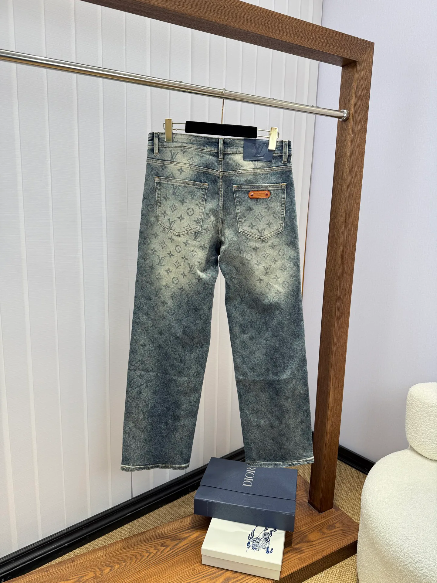 Джинсы Мужские Louis Vuitton 18029752