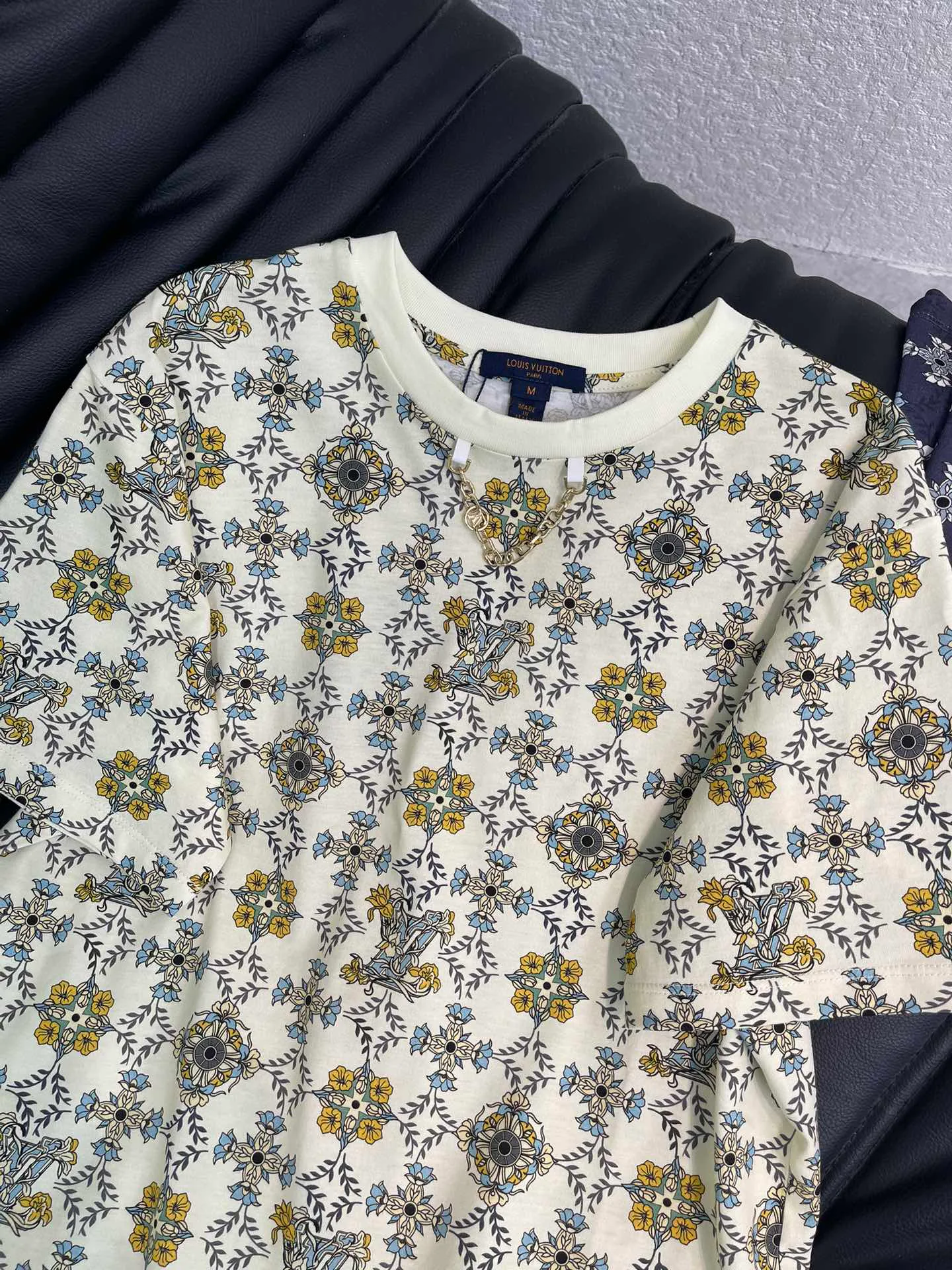 Футболки Женские Louis Vuitton 3891066