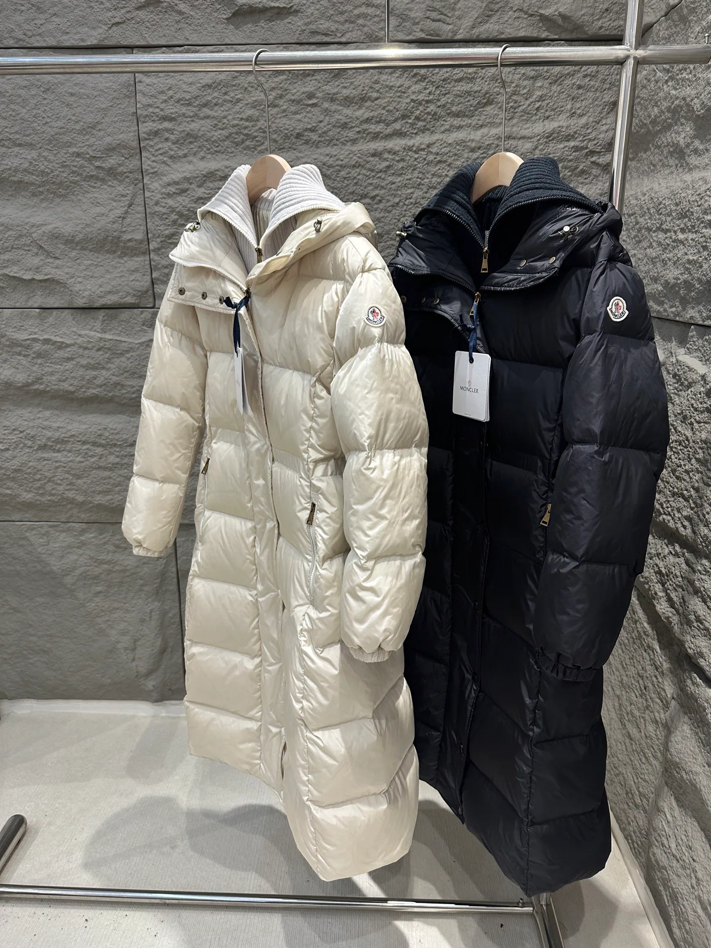 Куртки И Пуховики Женские Moncler 18609661