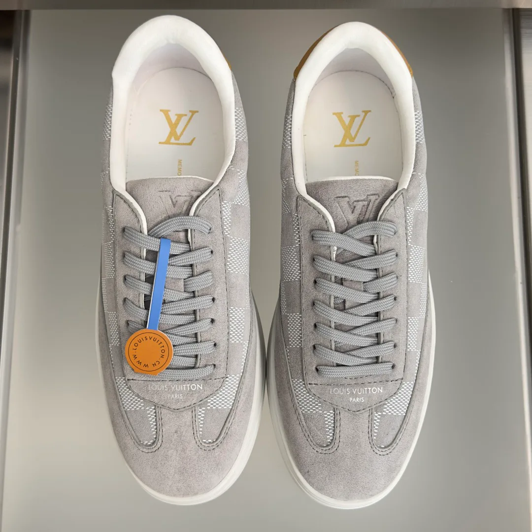 Кроссовки Женские Louis Vuitton 17950381