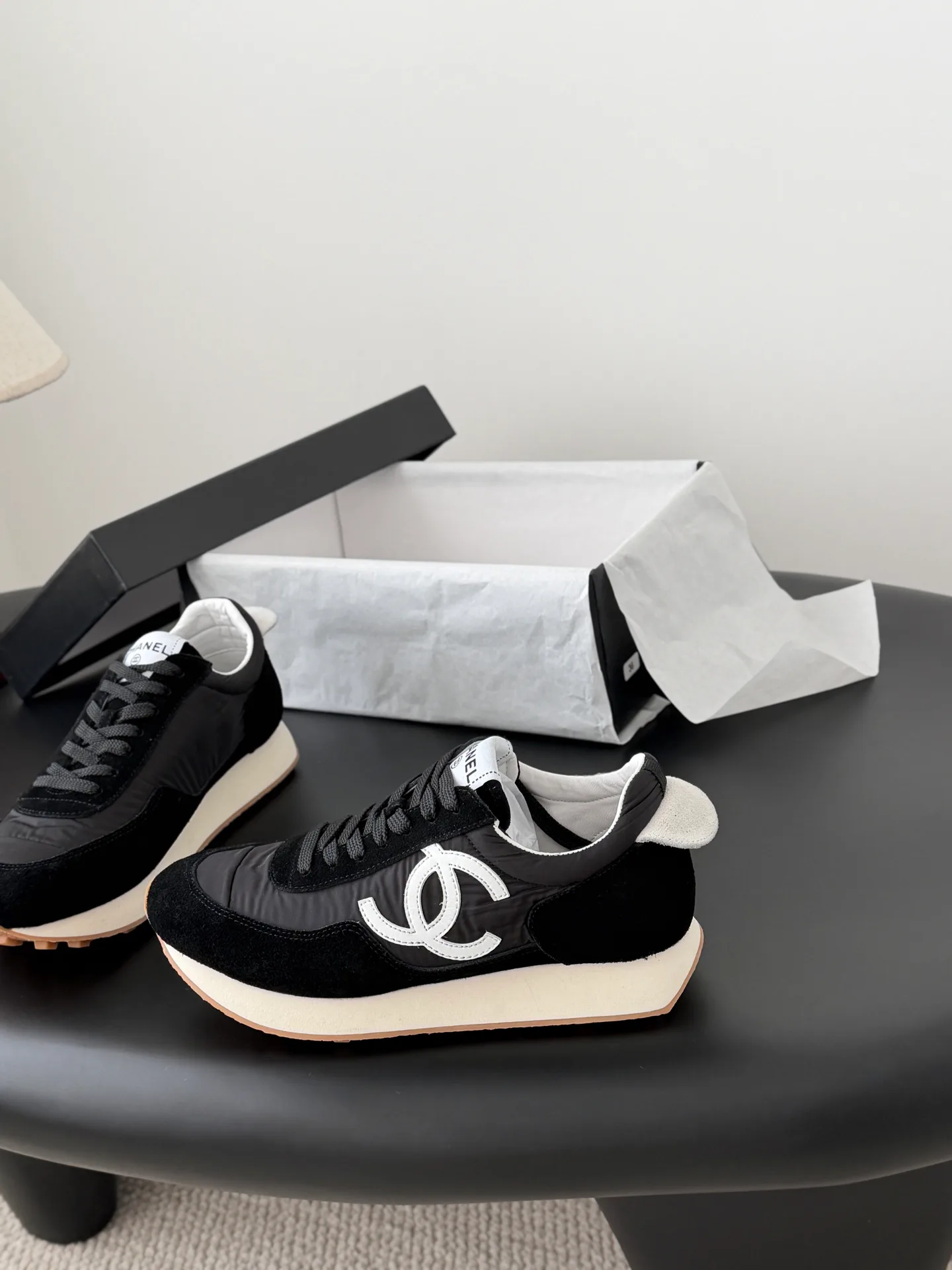 Кроссовки Женские Chanel 10195265