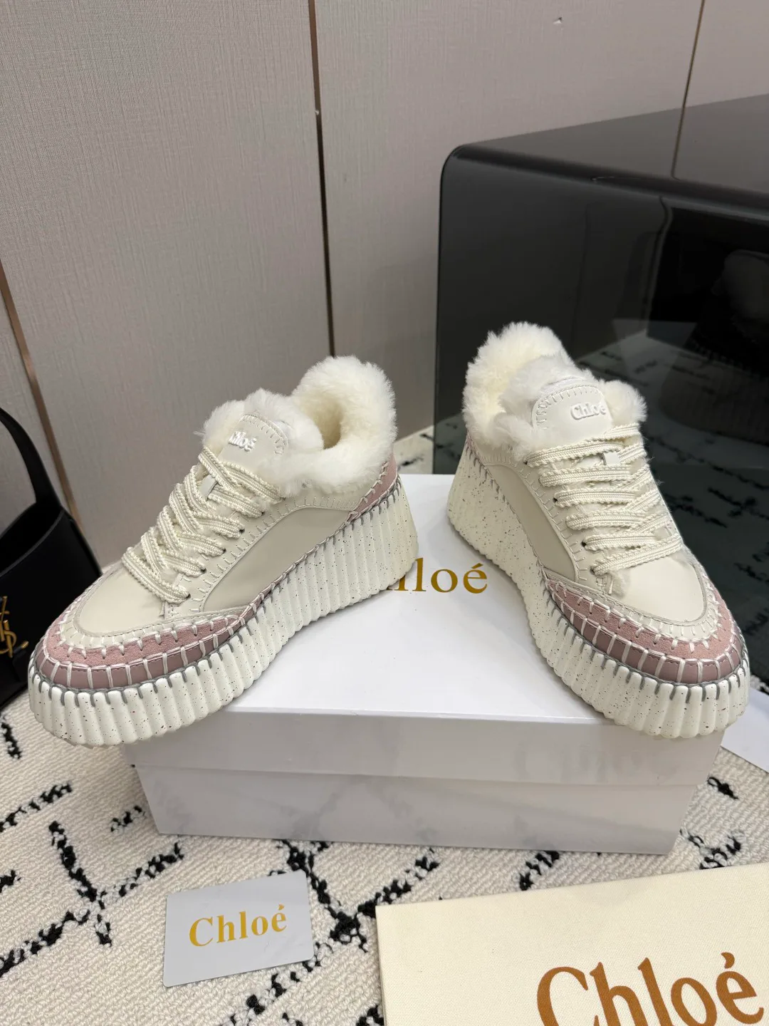 Кроссовки Женские Chloe 19336881