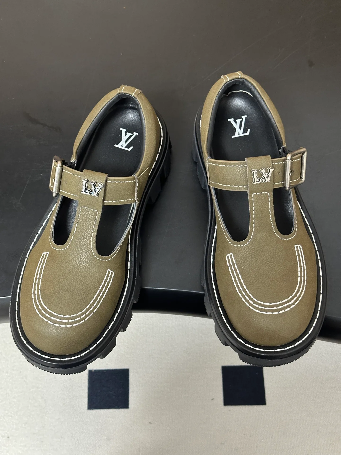 Лоферы И Мокасины Женские Louis Vuitton 19211280