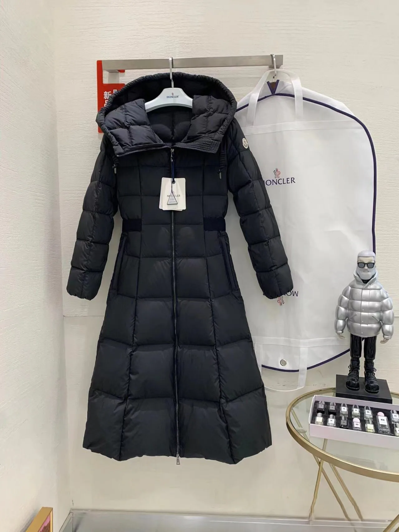 Куртки И Пуховики Женские Moncler 18770340