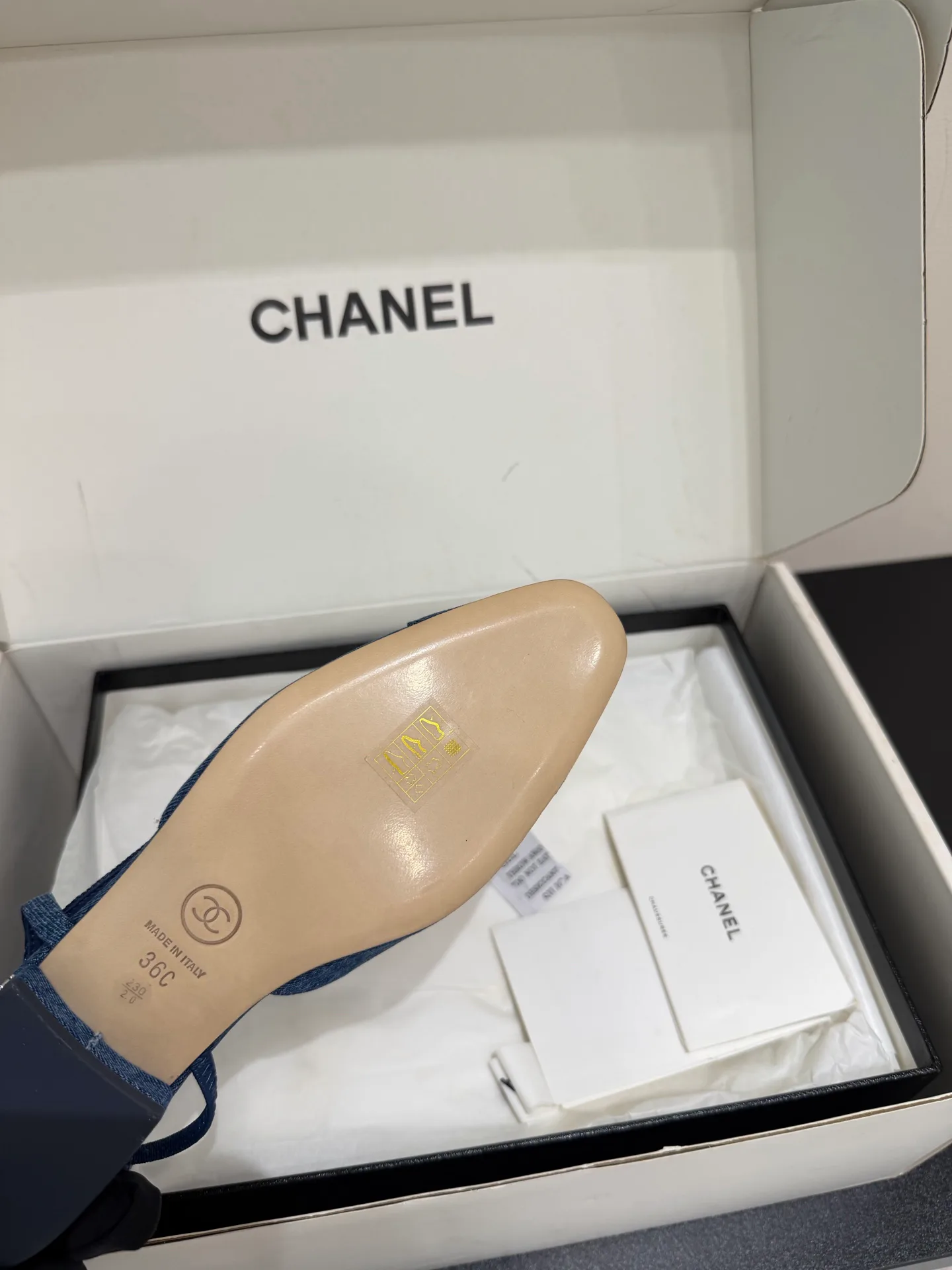 Босоножки Женские Chanel 18080094
