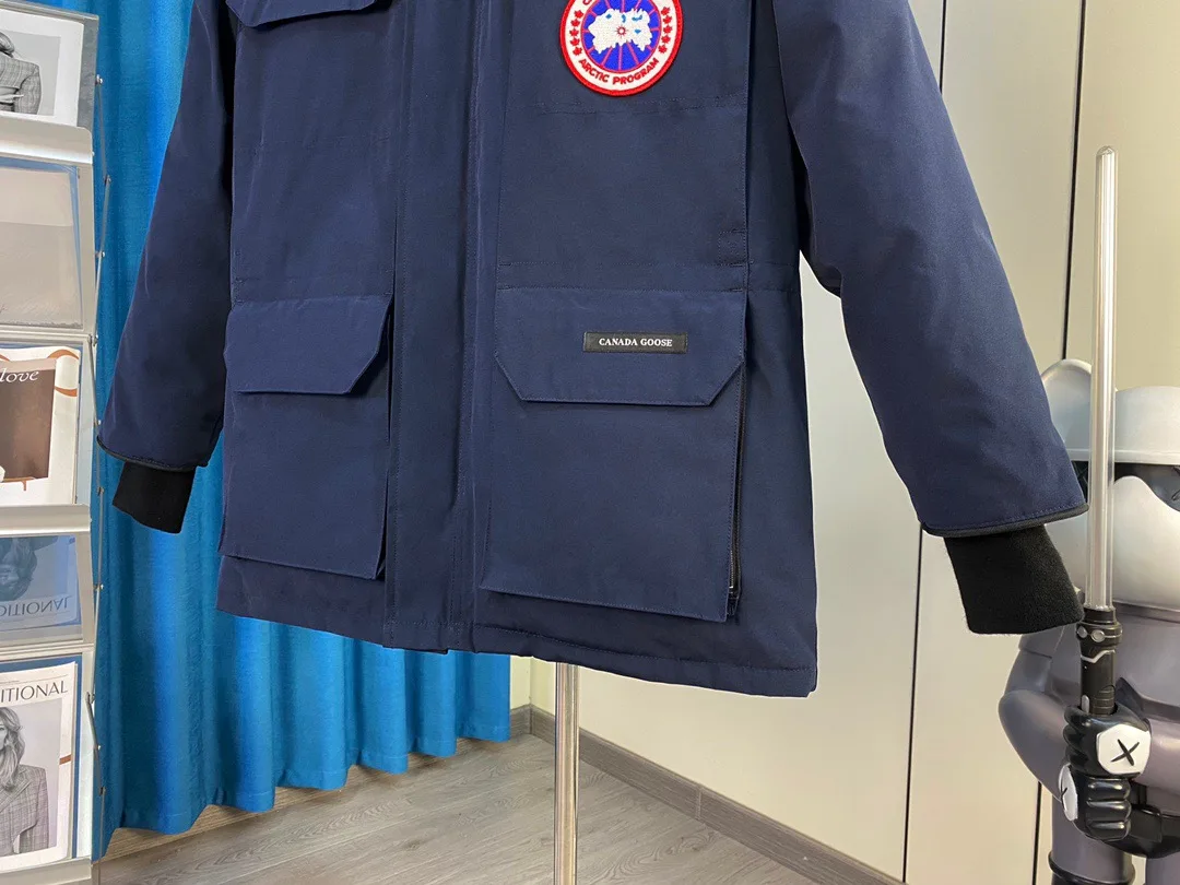 Куртки И Пуховики Женские Canada Goose 17889512