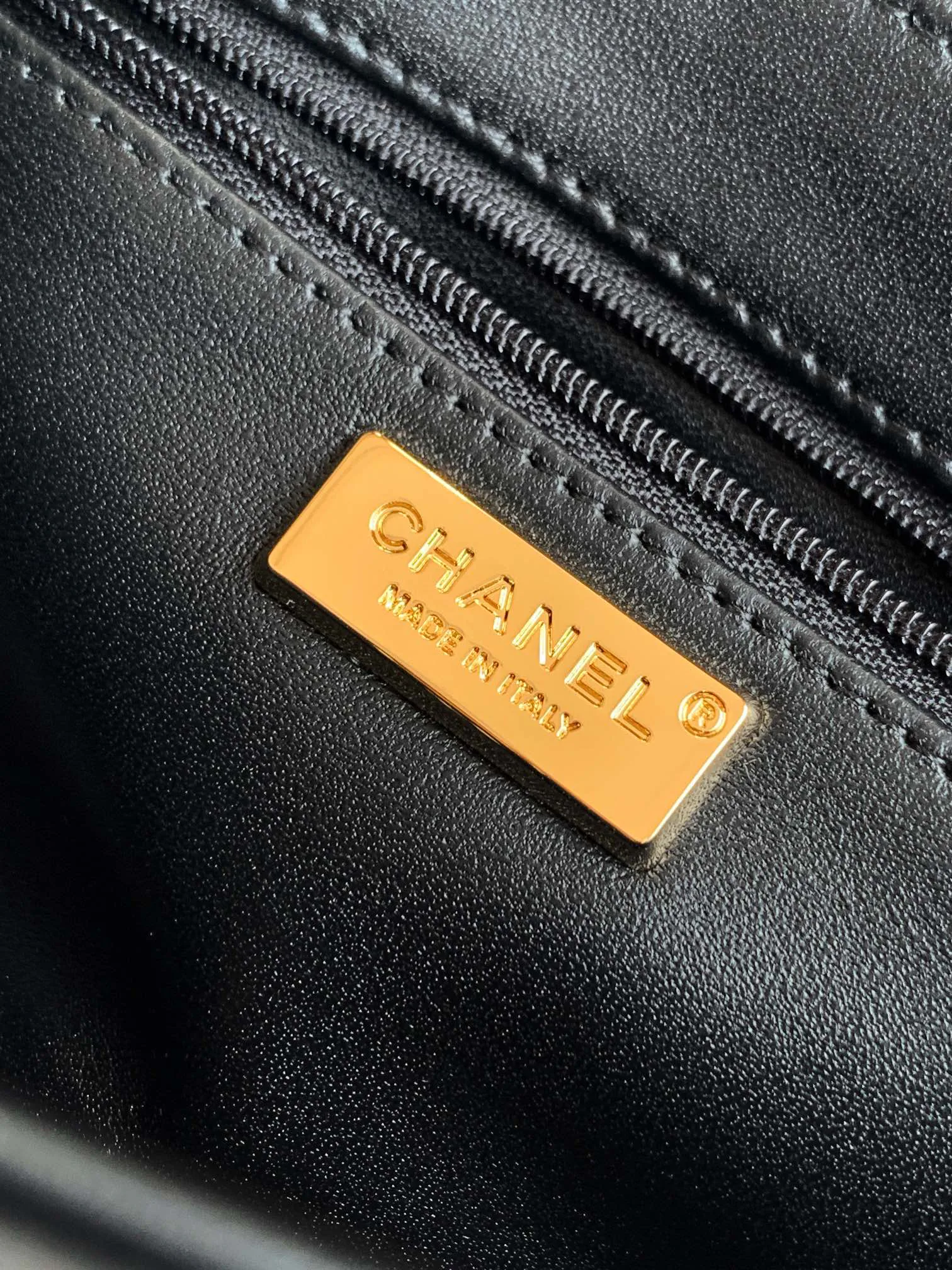 Классические Сумки Женские Chanel 12779122