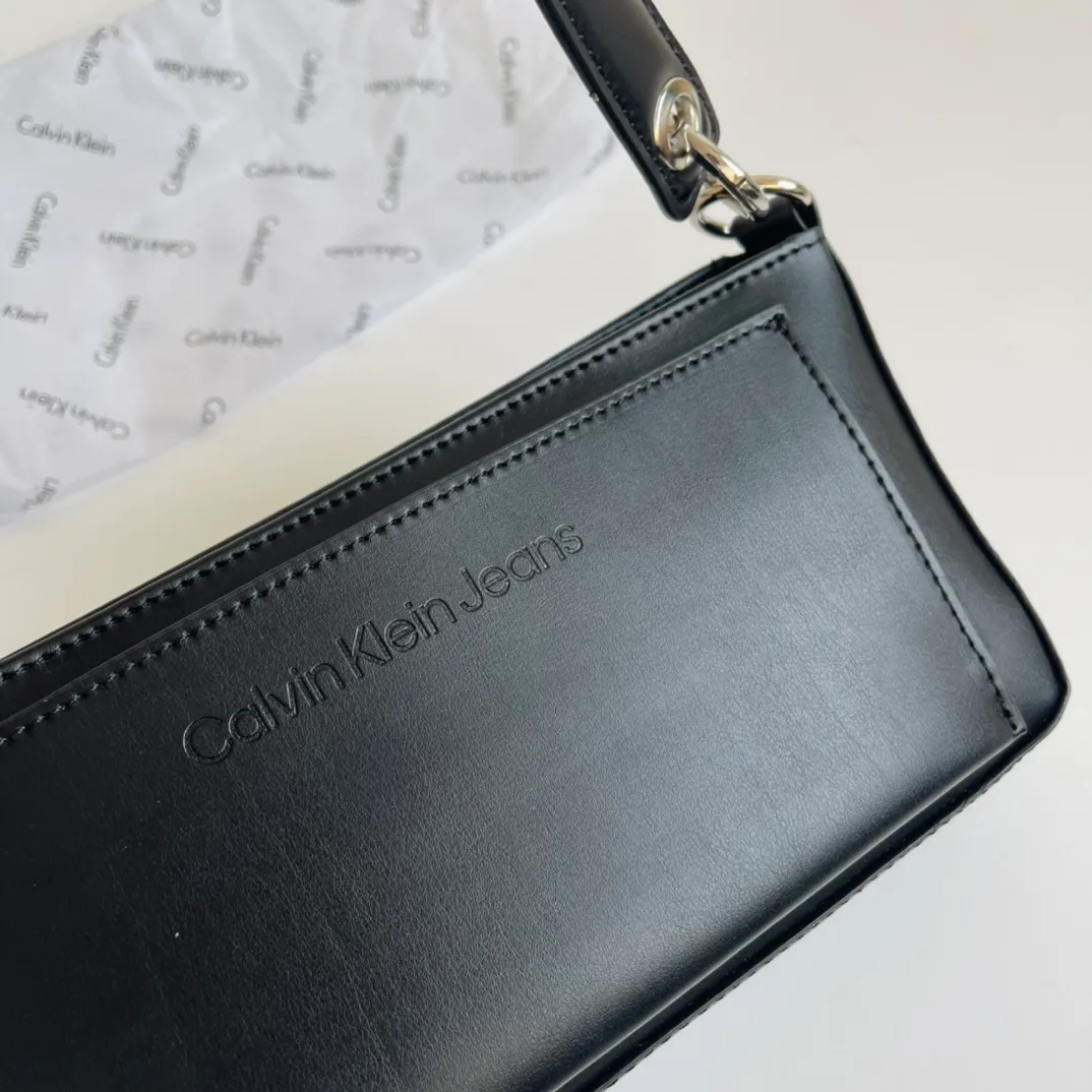 Сумки На Ремне Женские Calvin Klein 347314