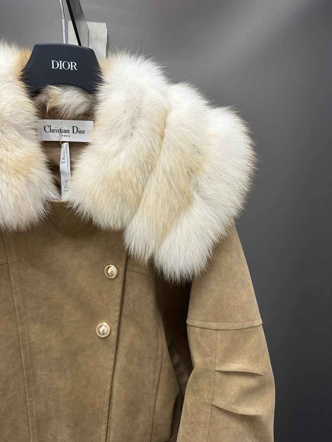 Куртки И Пуховики Женские Christian Dior 18702431