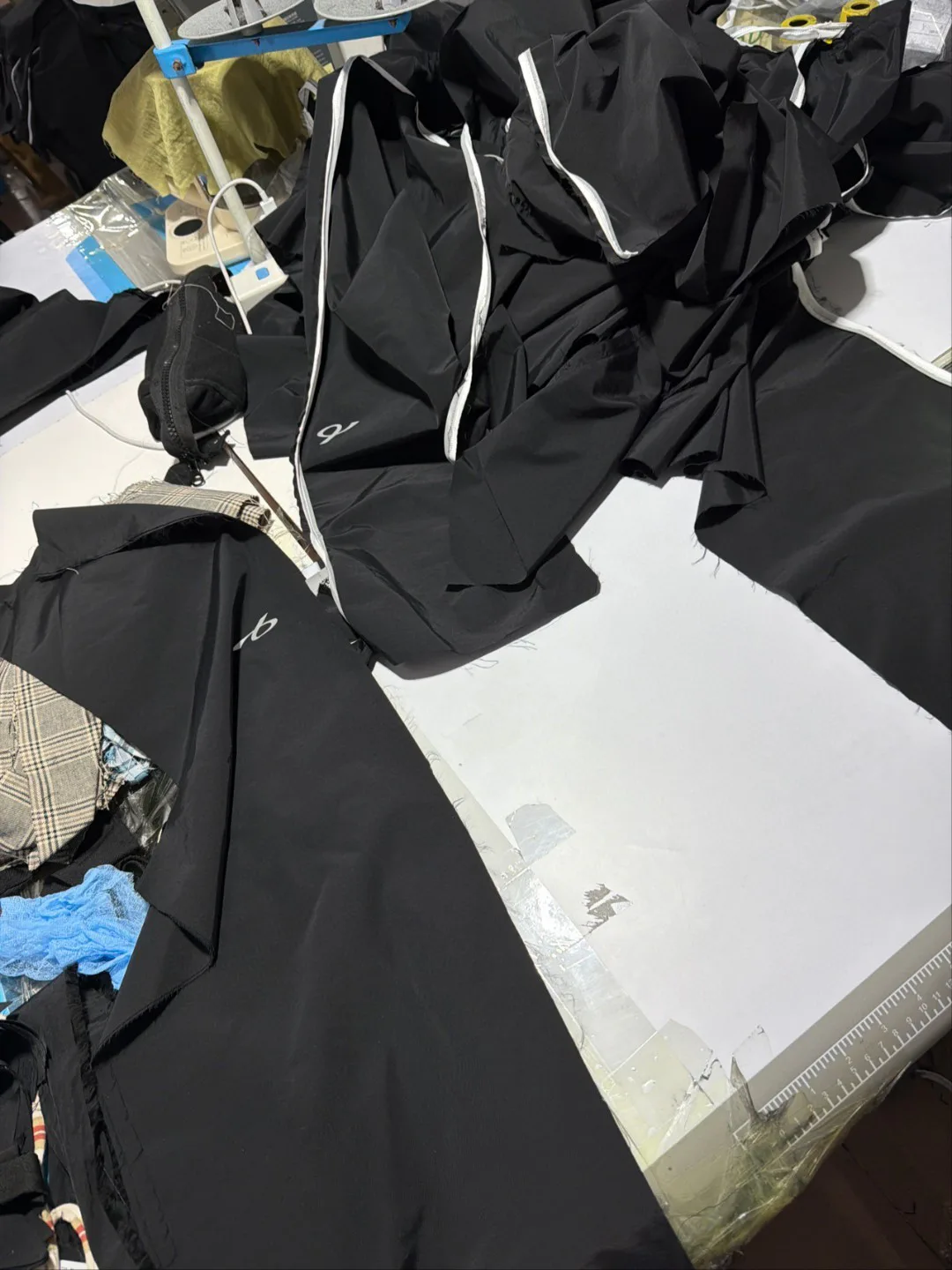 Брюки Мужские Balenciaga 16991161