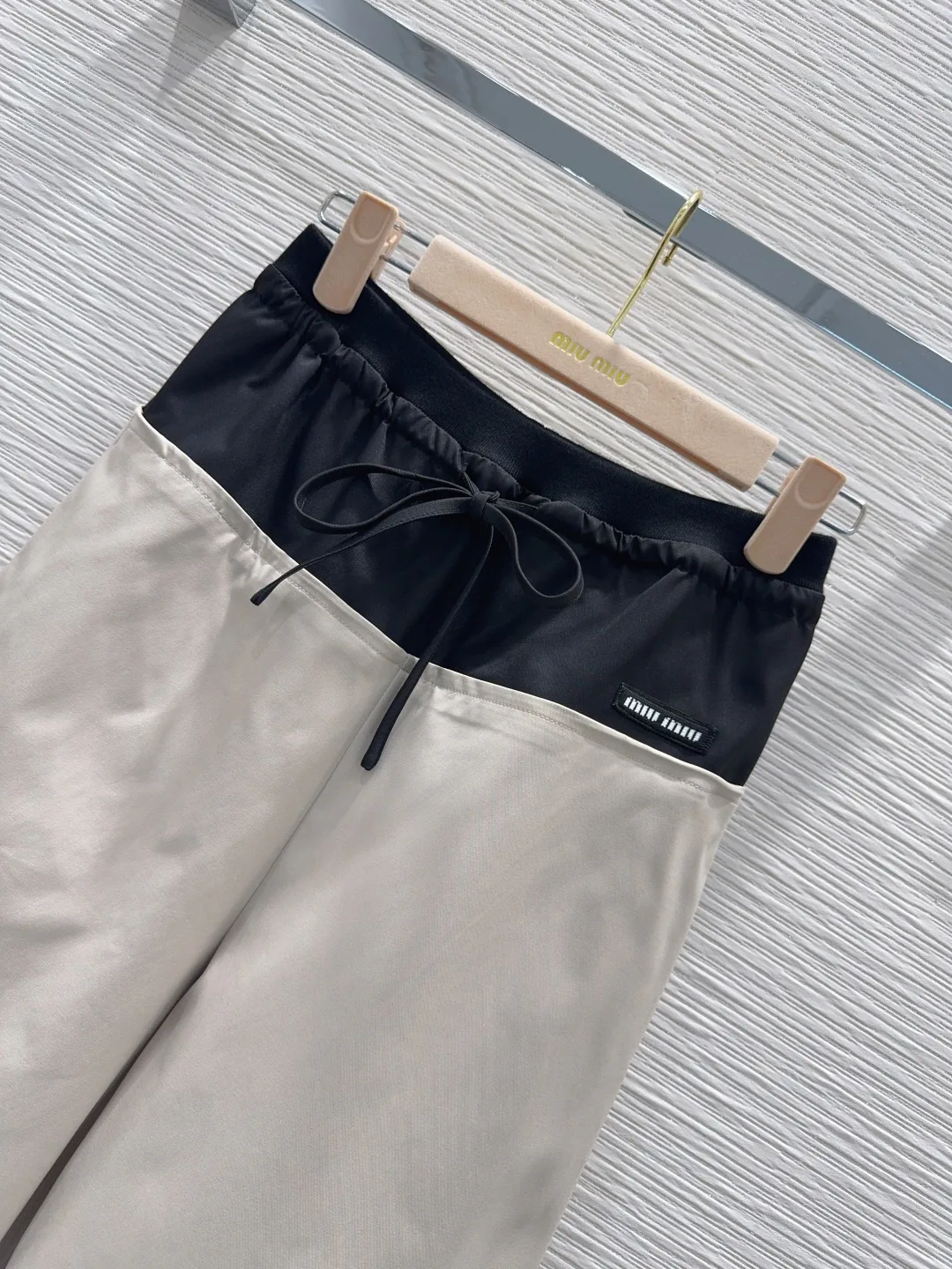 Брюки Женские Miu Miu 18388630