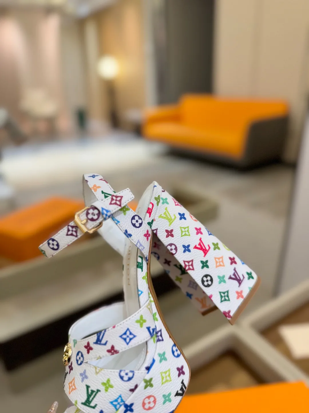 Босоножки Женские Louis Vuitton 10910207