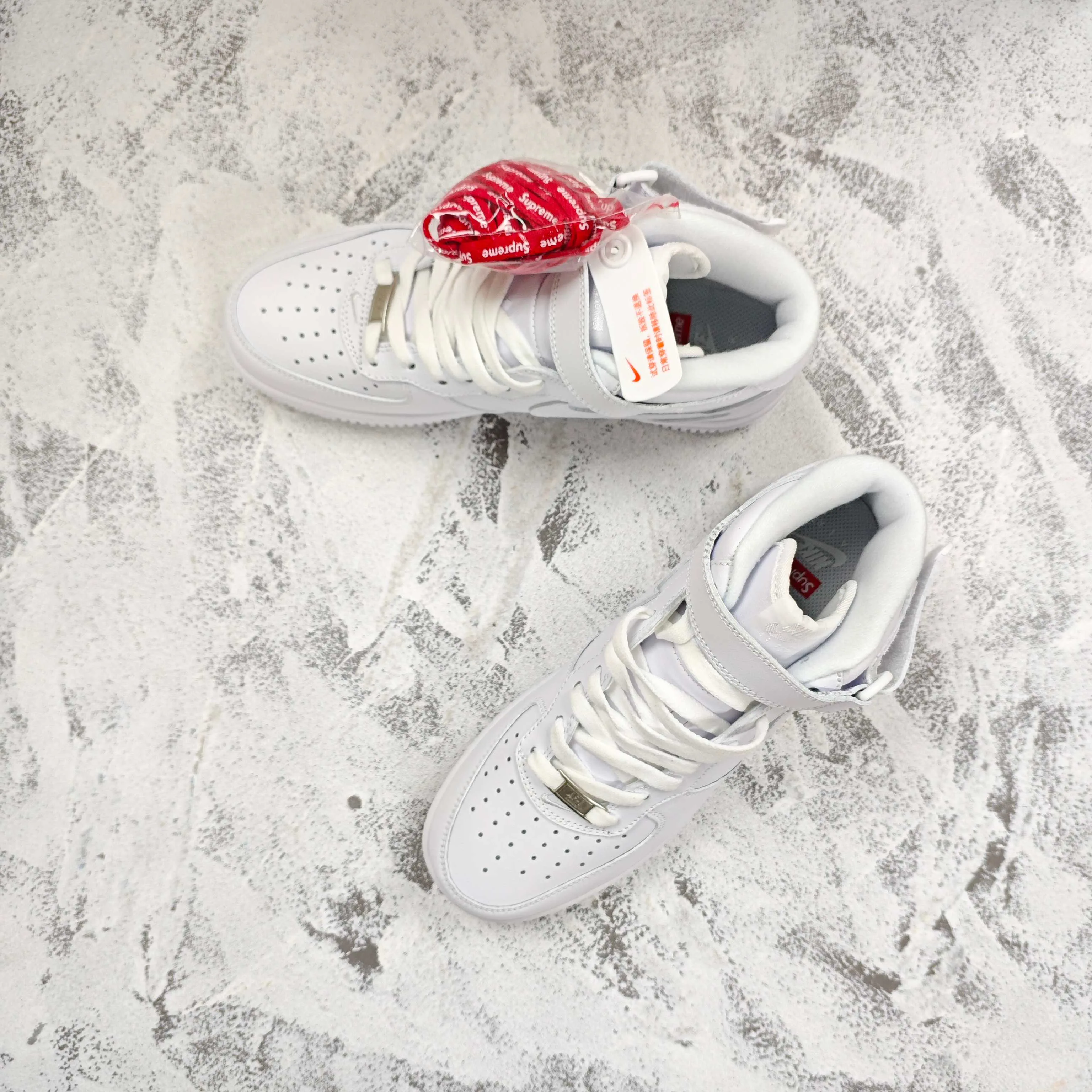 Кроссовки Женские Supreme 6671467