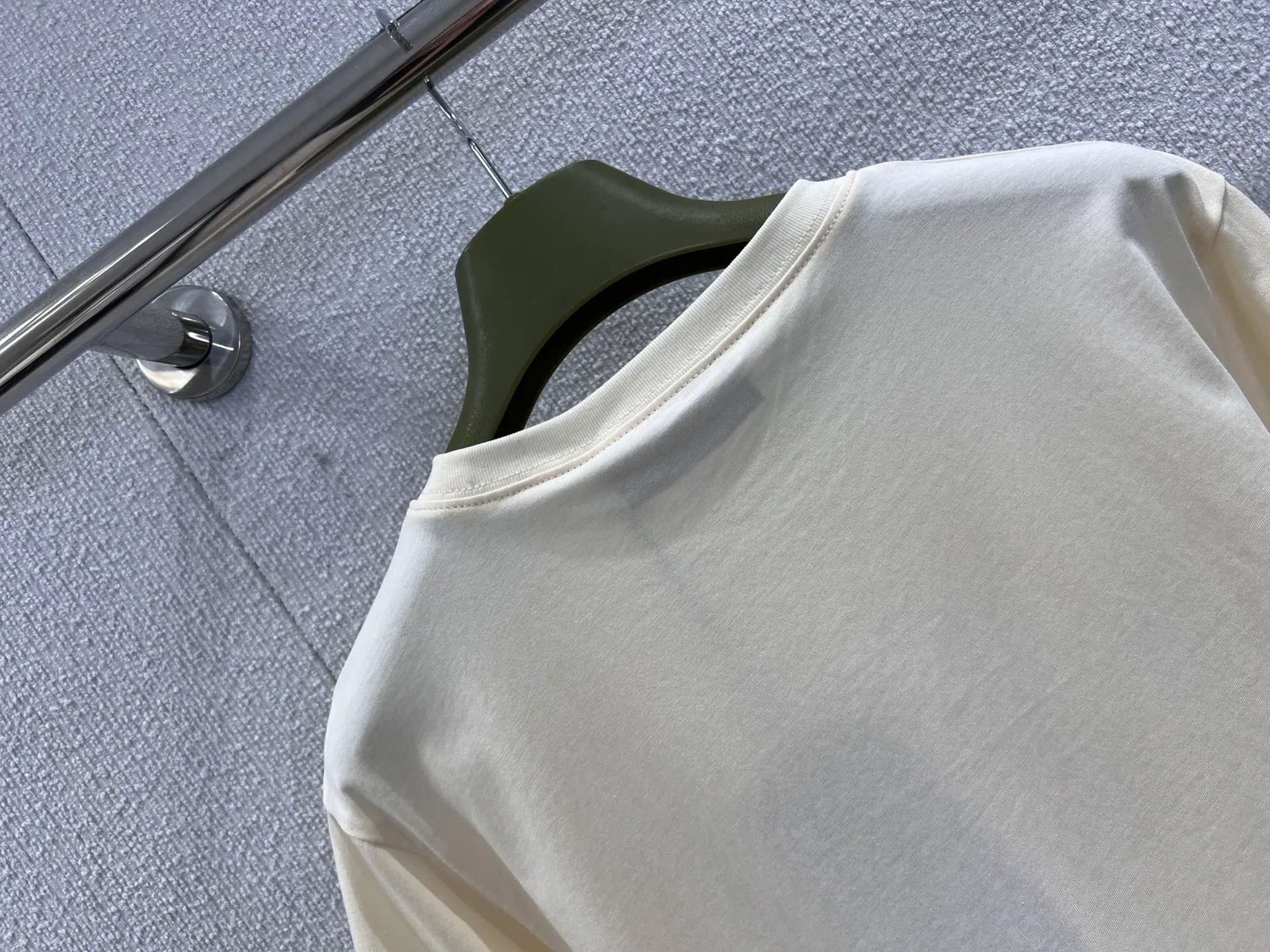 Футболки Женские Gucci 680900