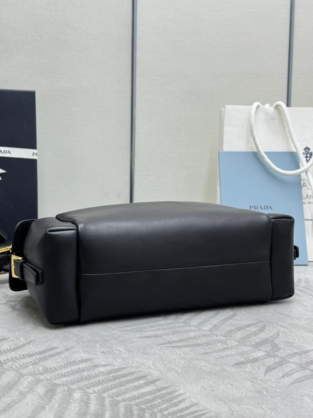 Сумки На Ремне Женские Prada 12583872