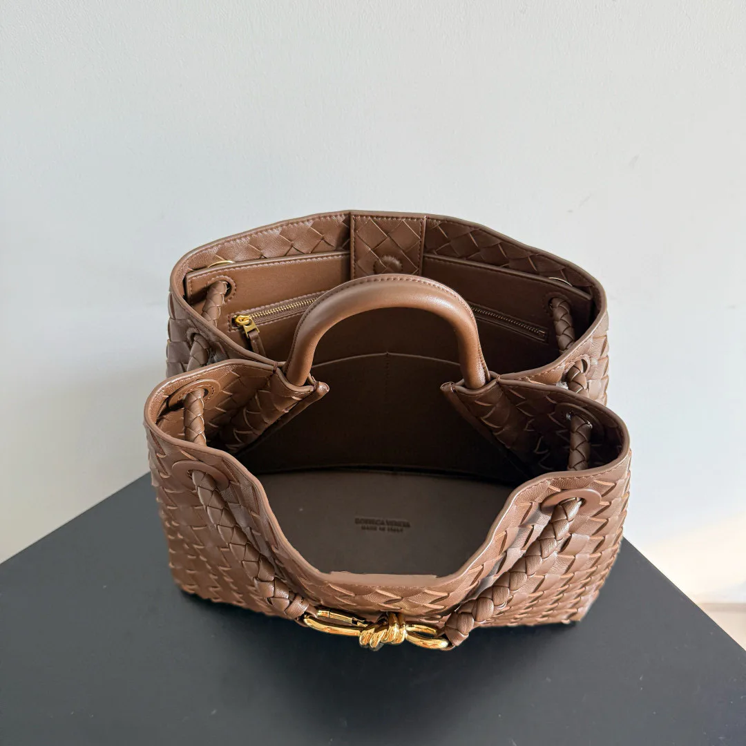 Классические Сумки Женские Bottega Veneta 11607459