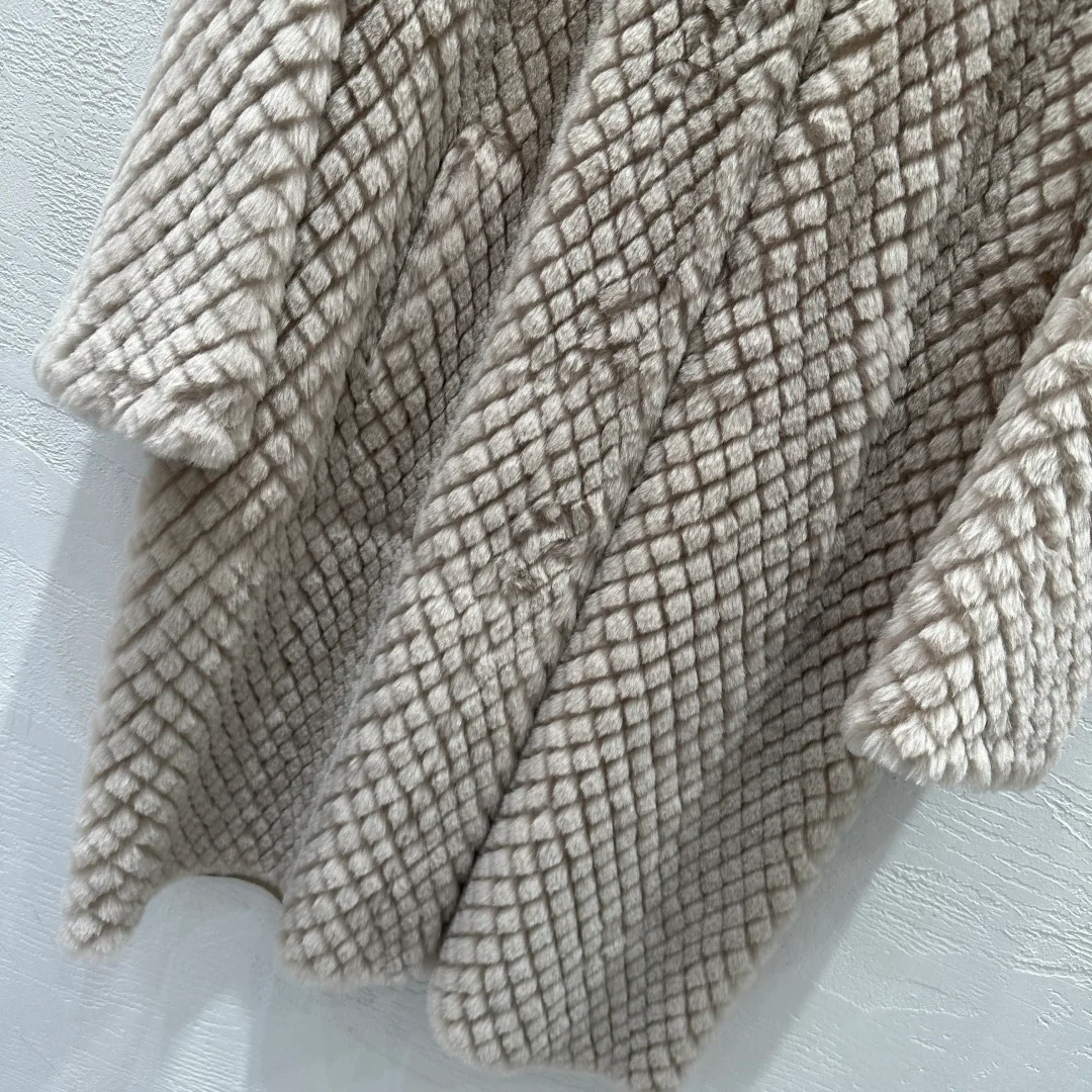 Кожаные Куртки И Дублёнки Женские Bottega Veneta 520747