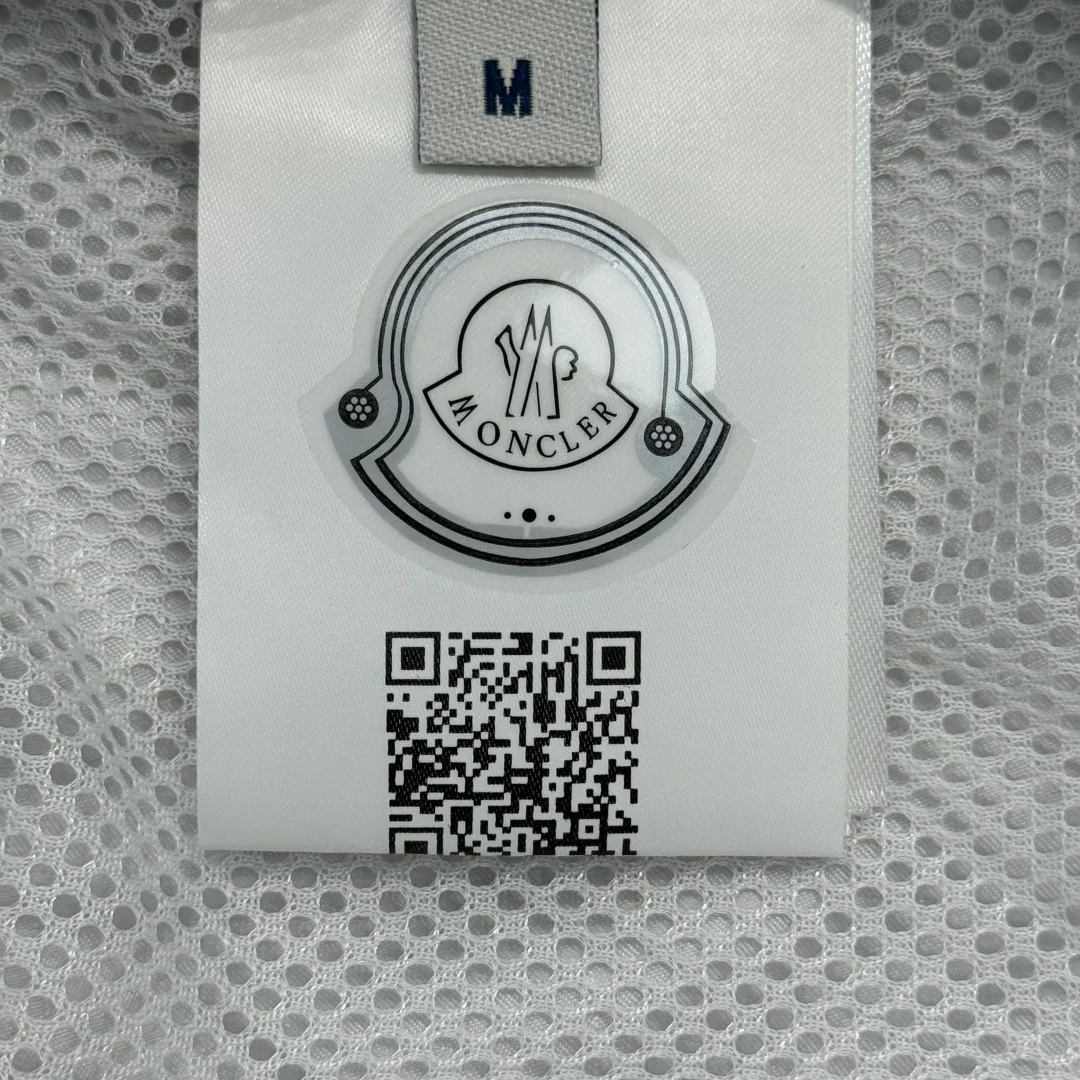 Шорты Мужские Moncler 11399601