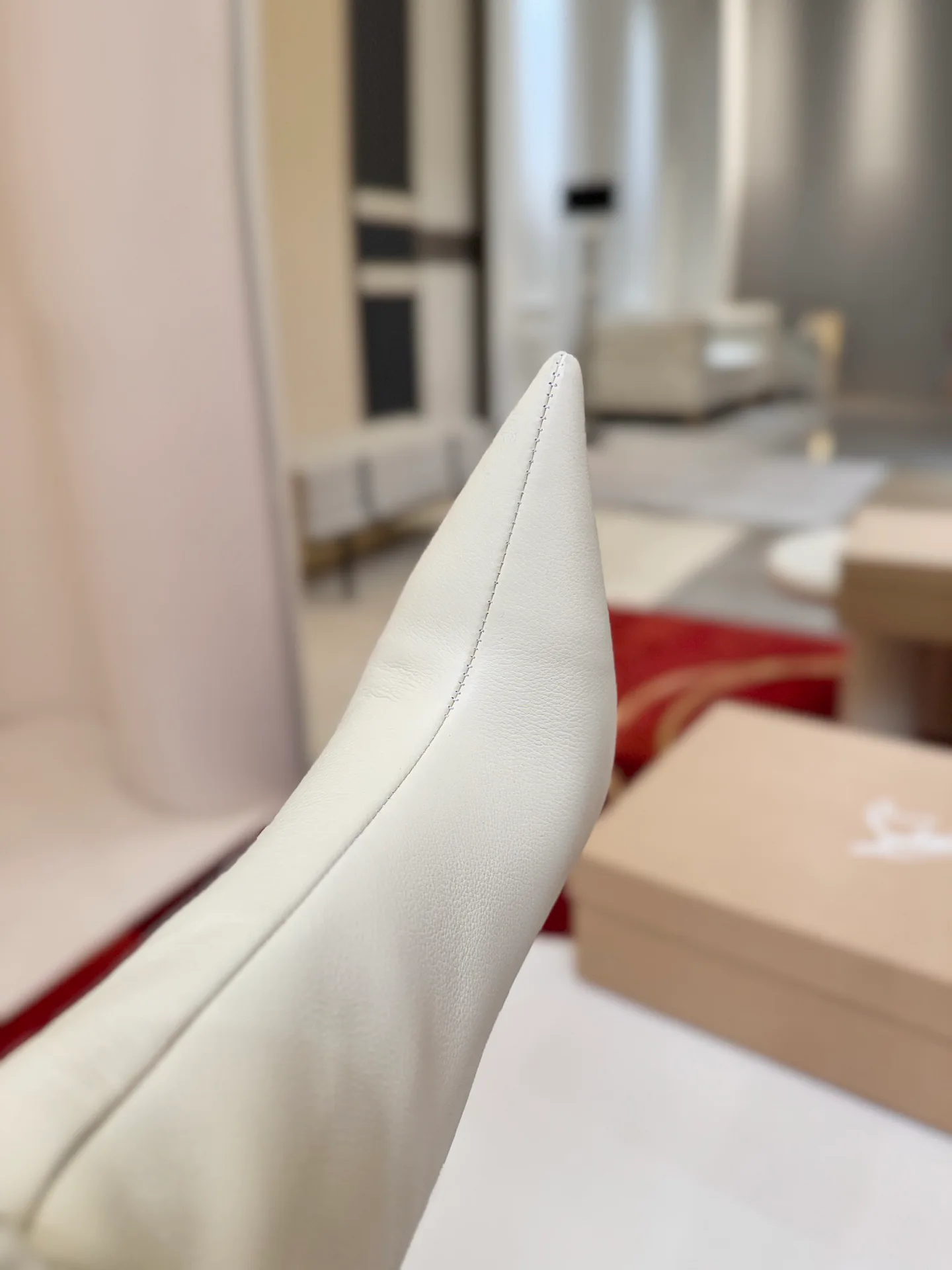 Сапоги Женские Christian Louboutin 18500942