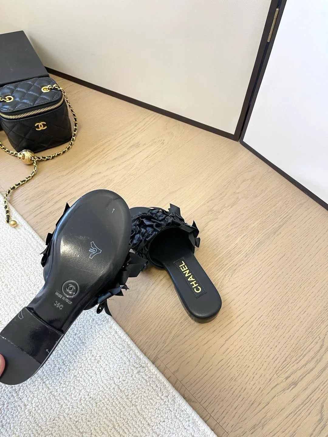 Шлепанцы Женские Chanel 29947