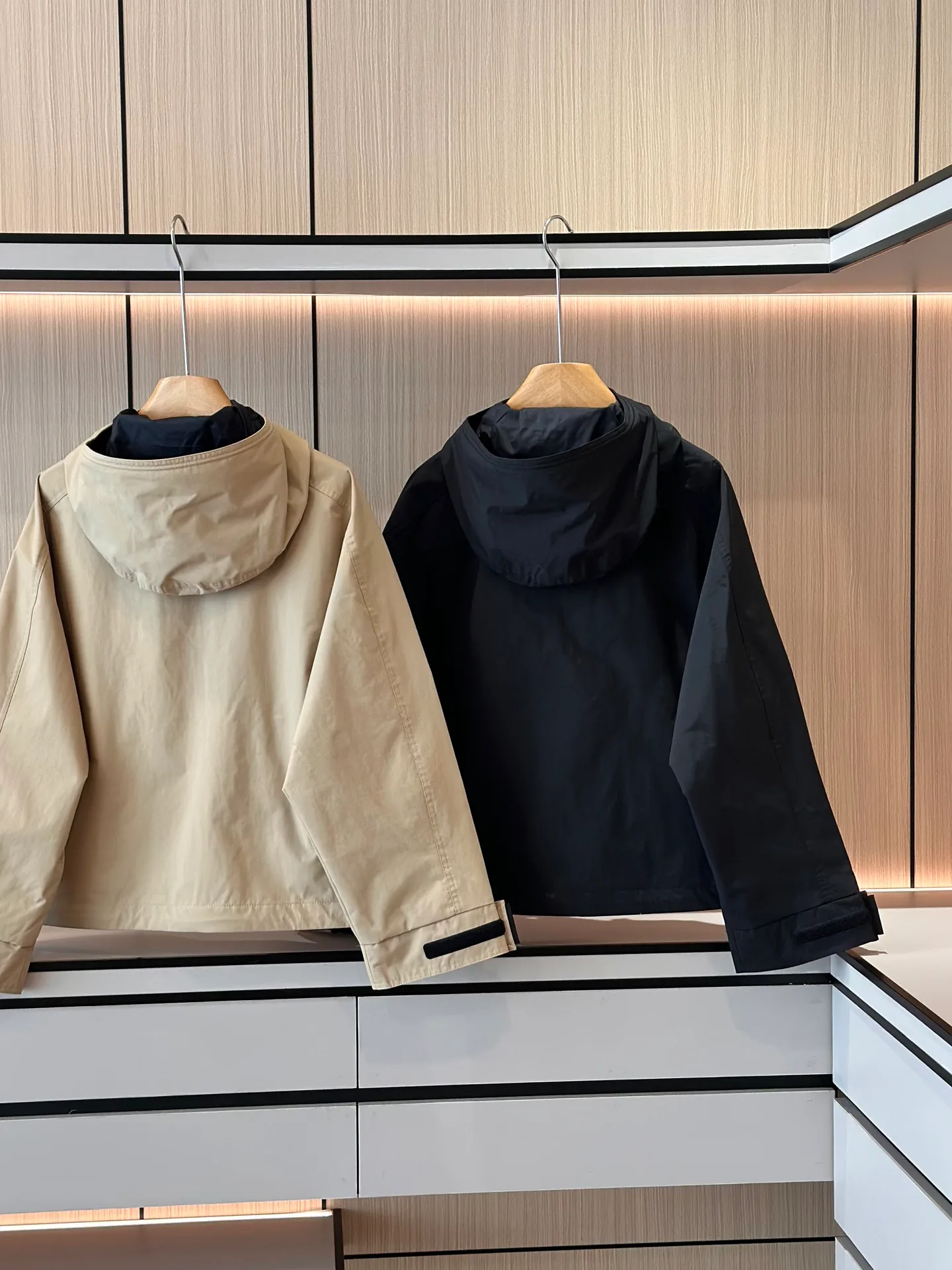 Куртки И Пуховики Женские Canada Goose 18706913