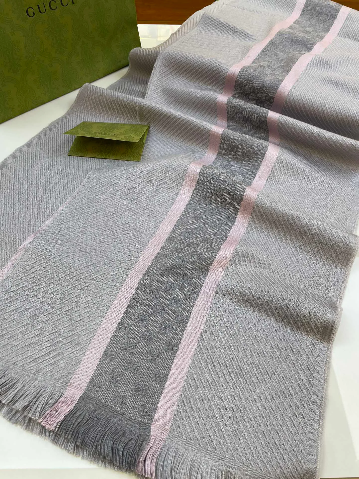 Шарфы Gucci 15307