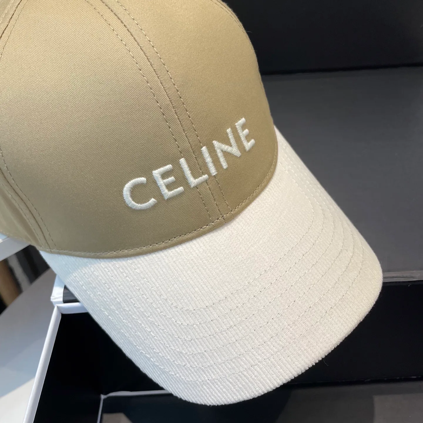 Головные Уборы Celine 17163631