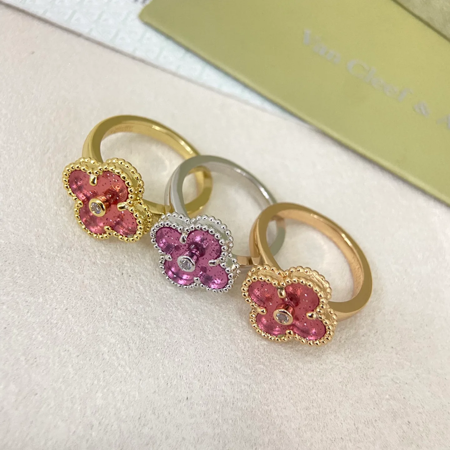 Бижутерия Van Cleef & Arpels 17948964