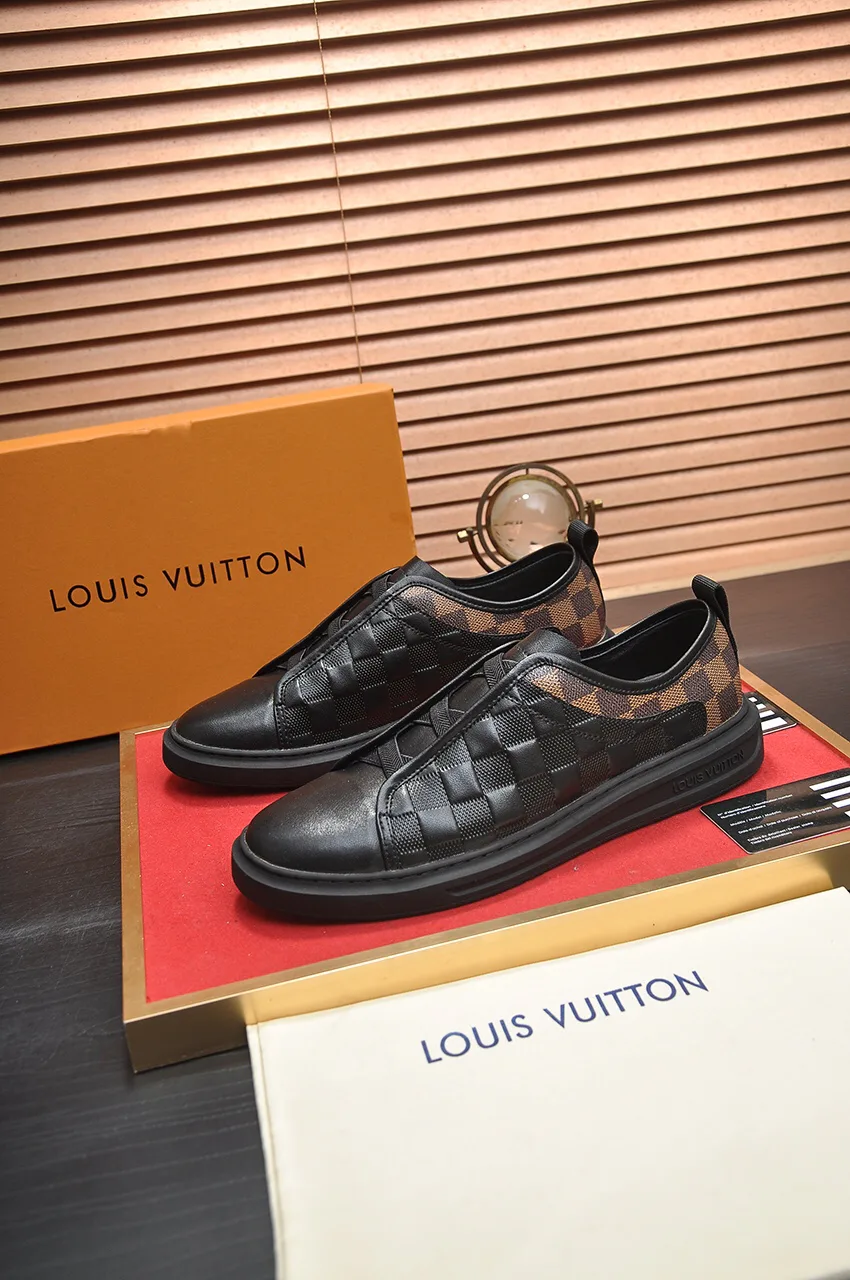 Кроссовки Мужские Louis Vuitton 1062400