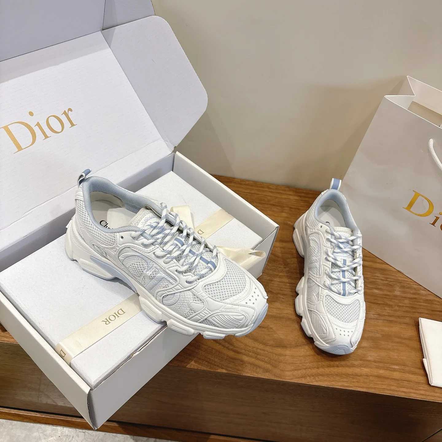 Кроссовки Женские Christian Dior 11647854