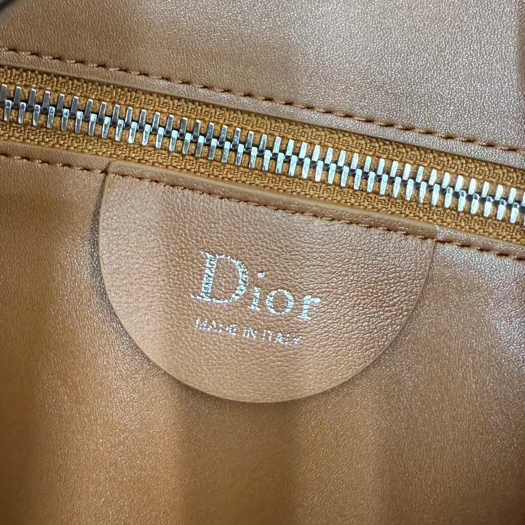 Классические Сумки Женские Christian Dior 11905752